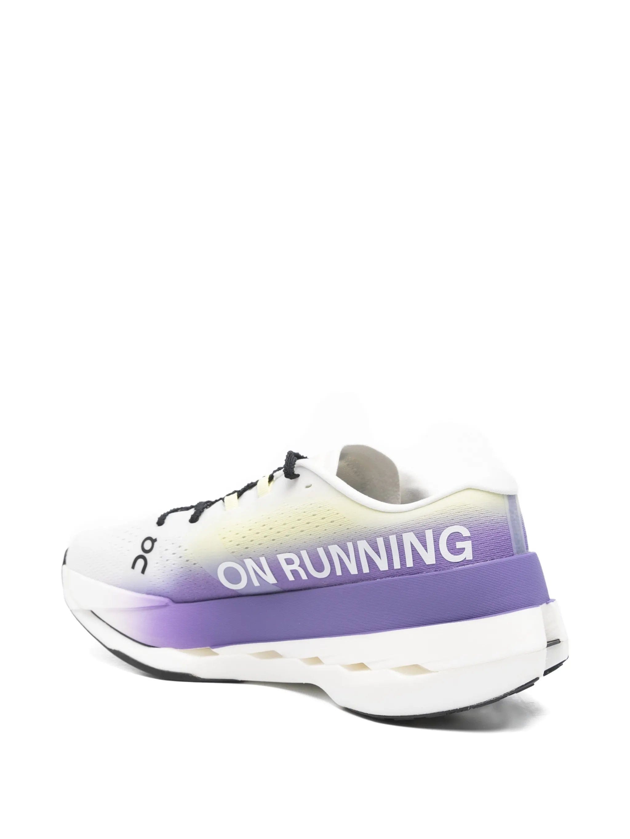 On Running Cloudboom Max sneakers