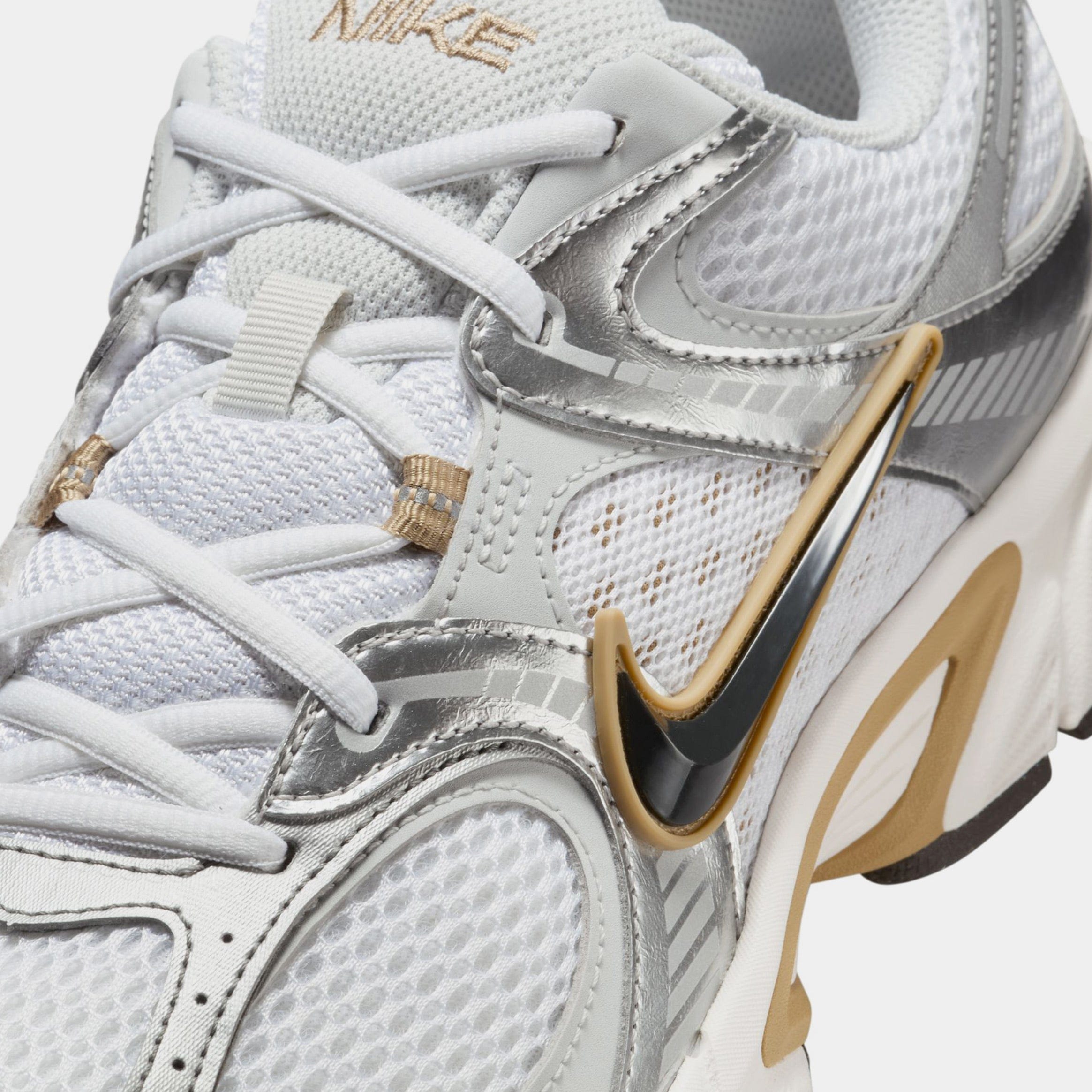 Nike V5 RNR Mens Running Shoes (White/Parachute Beige/Metallic Pewter/Medium Ash)