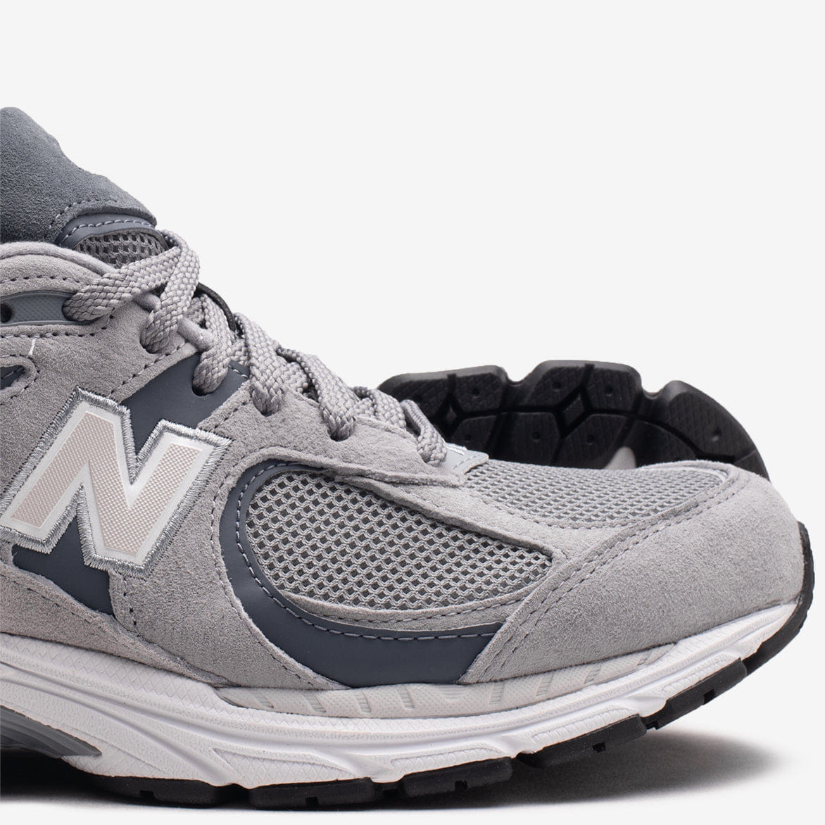 New Balance 2002R - Steel / Lead / Orca