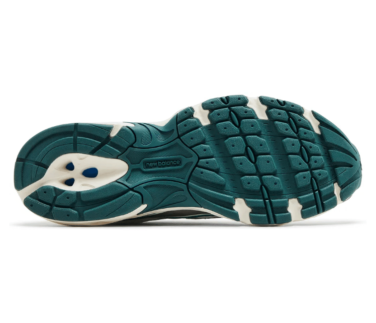 New Balance Mens New Balance 740 (Pine Green)