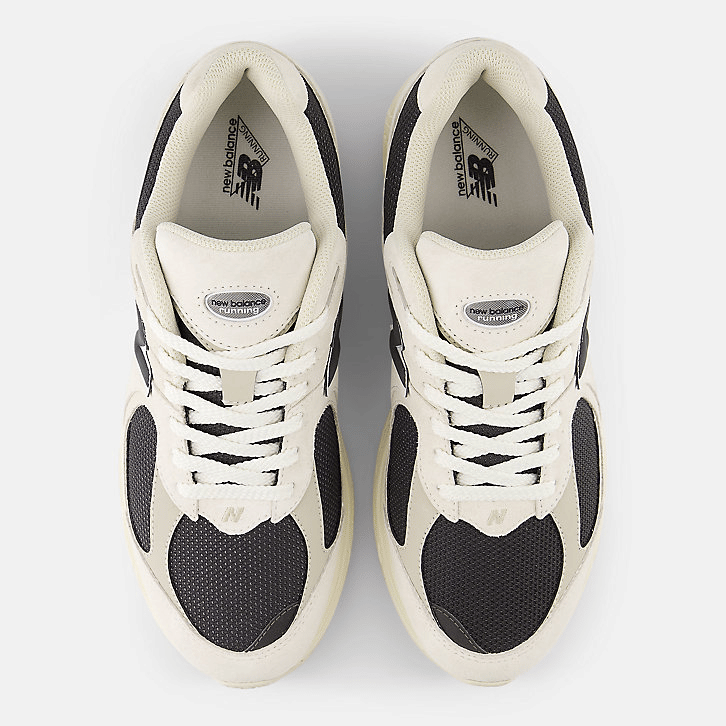 New Balance 2002R Beige/Black