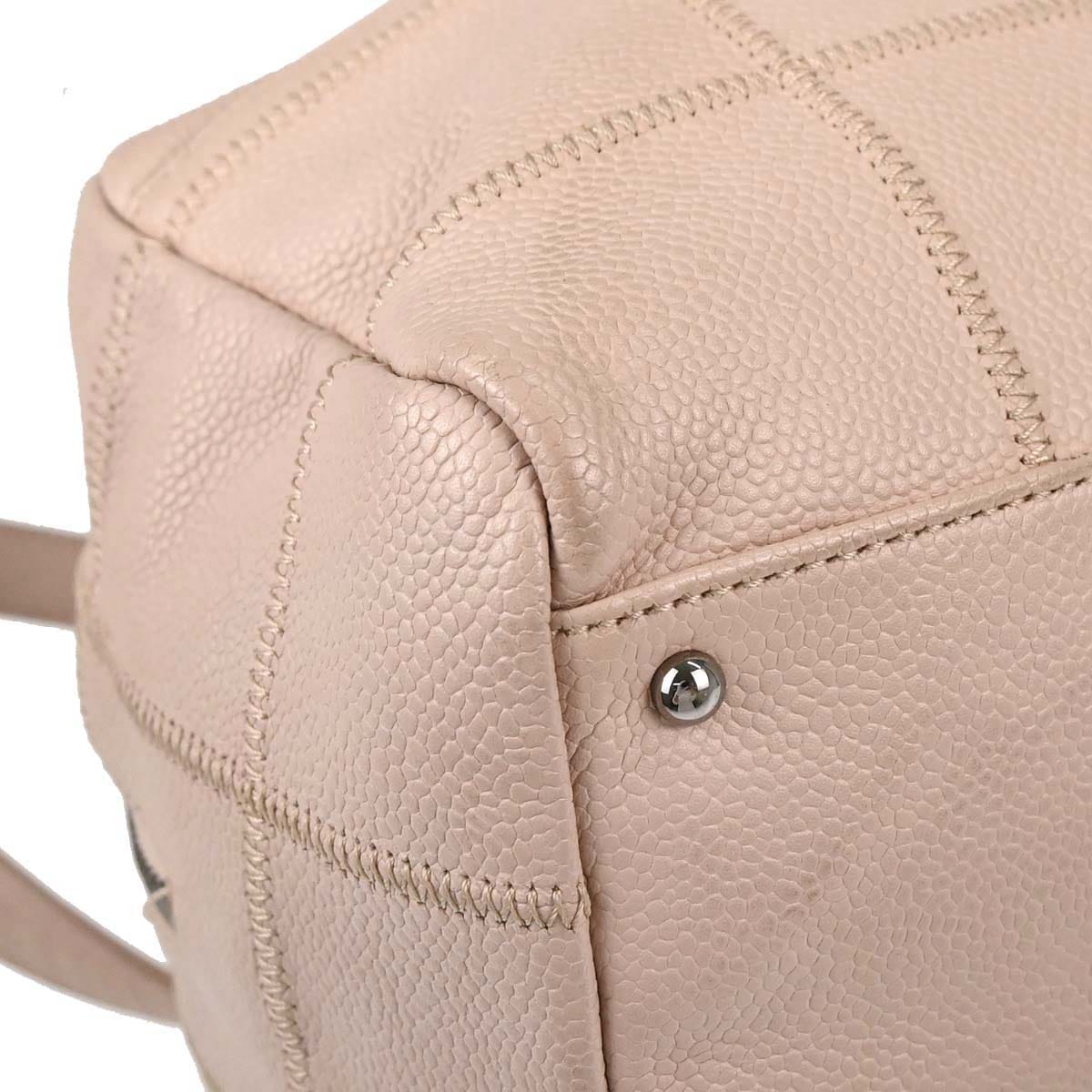 Chanel 2005 - 2006 Light Pink Caviar Skin Choco Bar Handbag