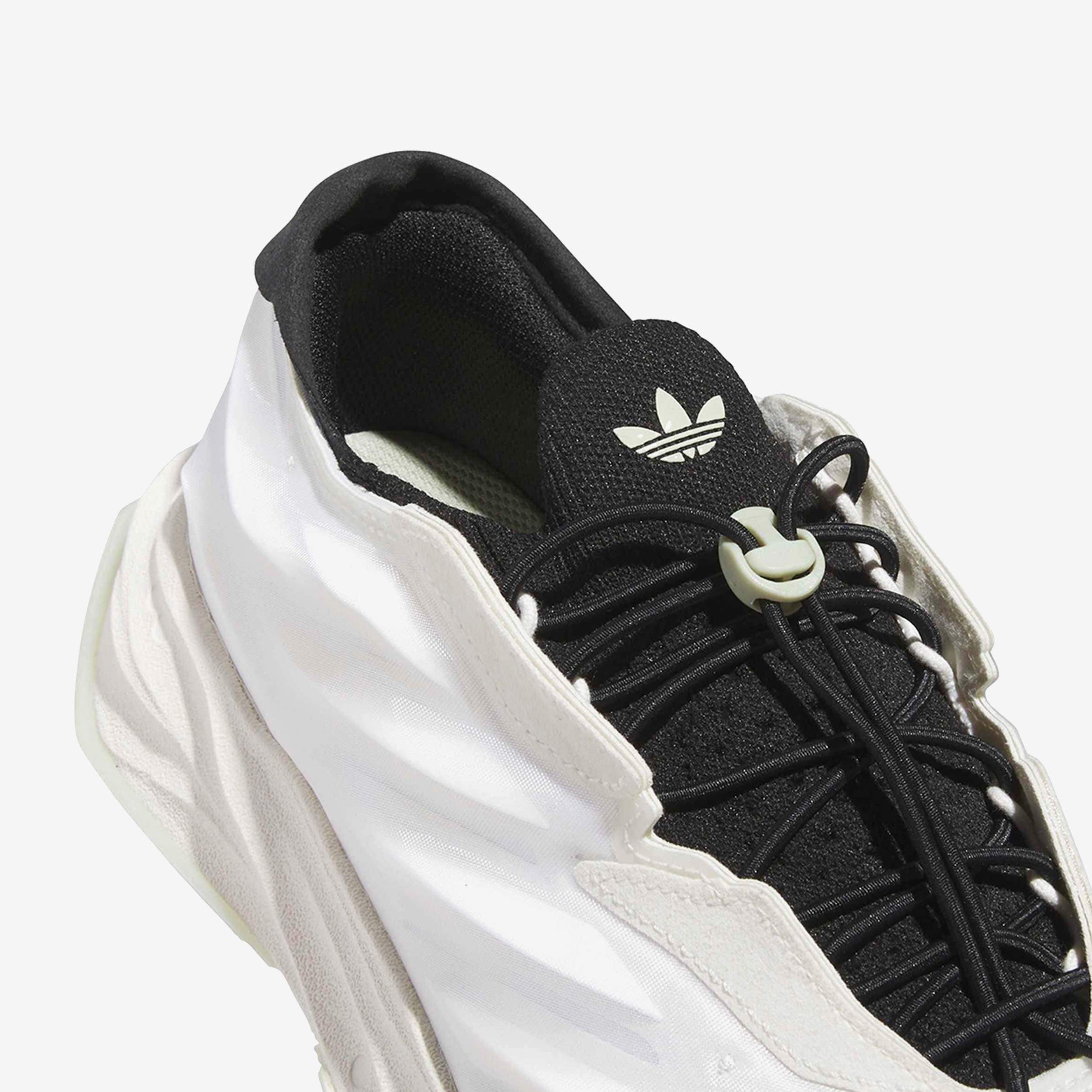 adidas Terra Mono Lightstrike
