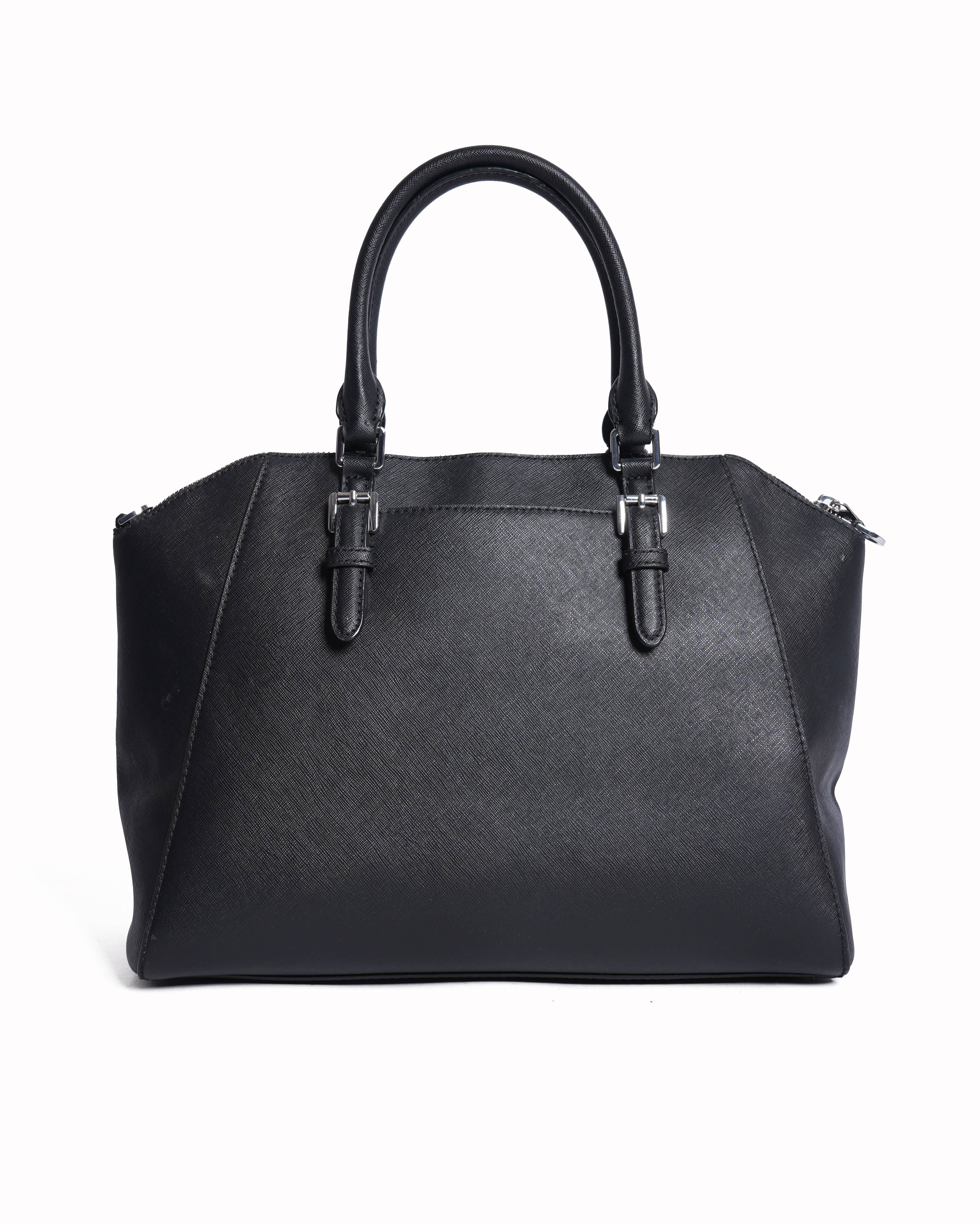Michael Kors Leather handbag with shoulder strap in black