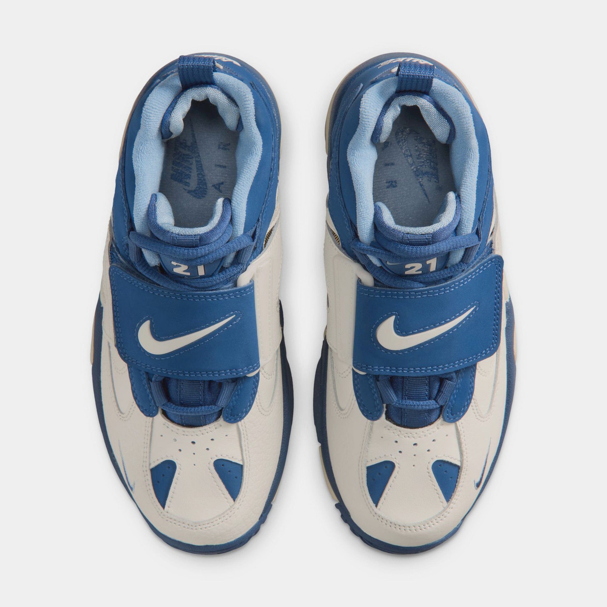 Nike Air Diamond Turf II Sail And Blue Grey Grade School Basketball Shoes (Sail/Mystic Navy/Blue Grey/Metallic Gold) Free Shipping