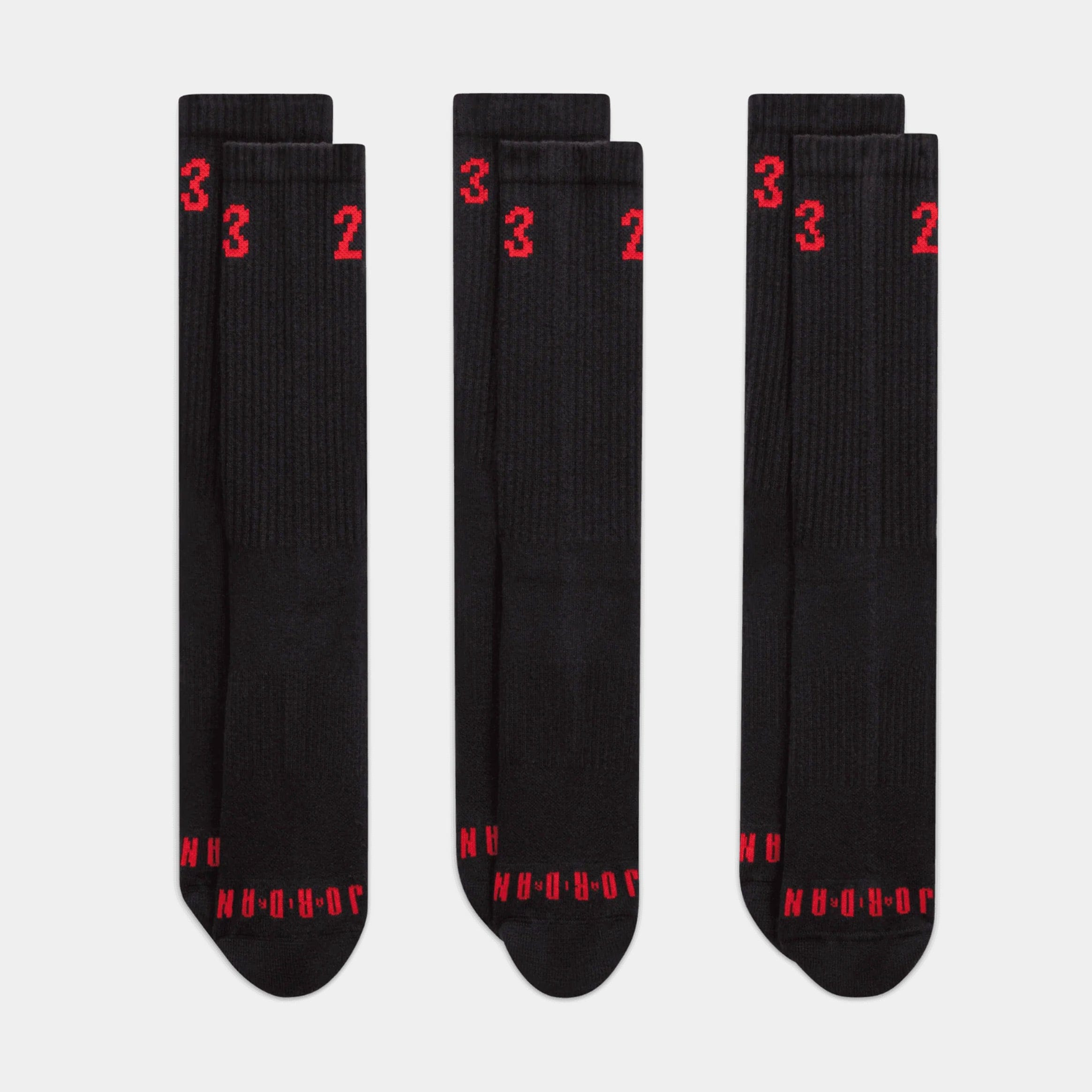 Air Jordan Essentials Crew Socks Mens Socks (Black)