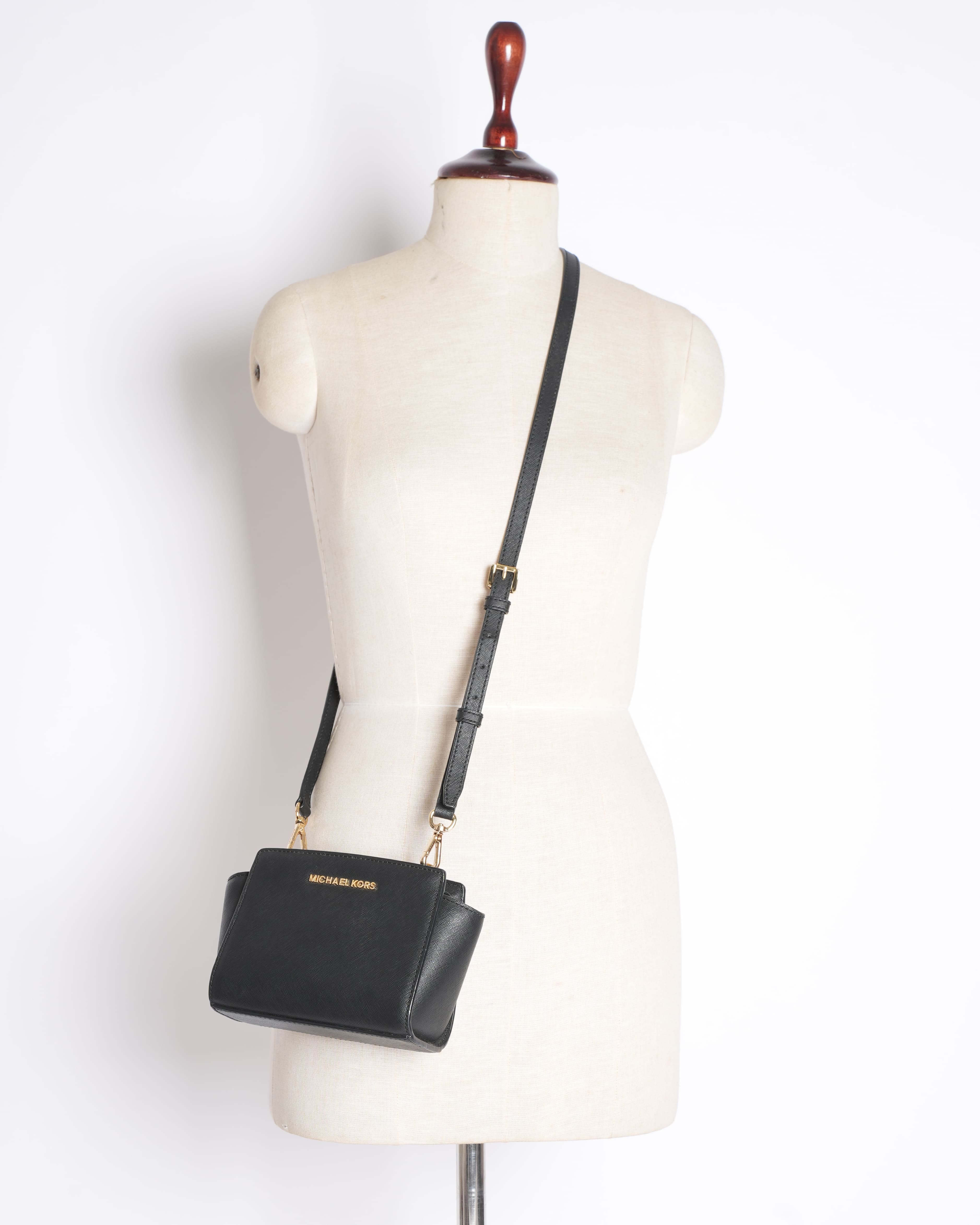 Michael Kors Crossbody Bag in Black