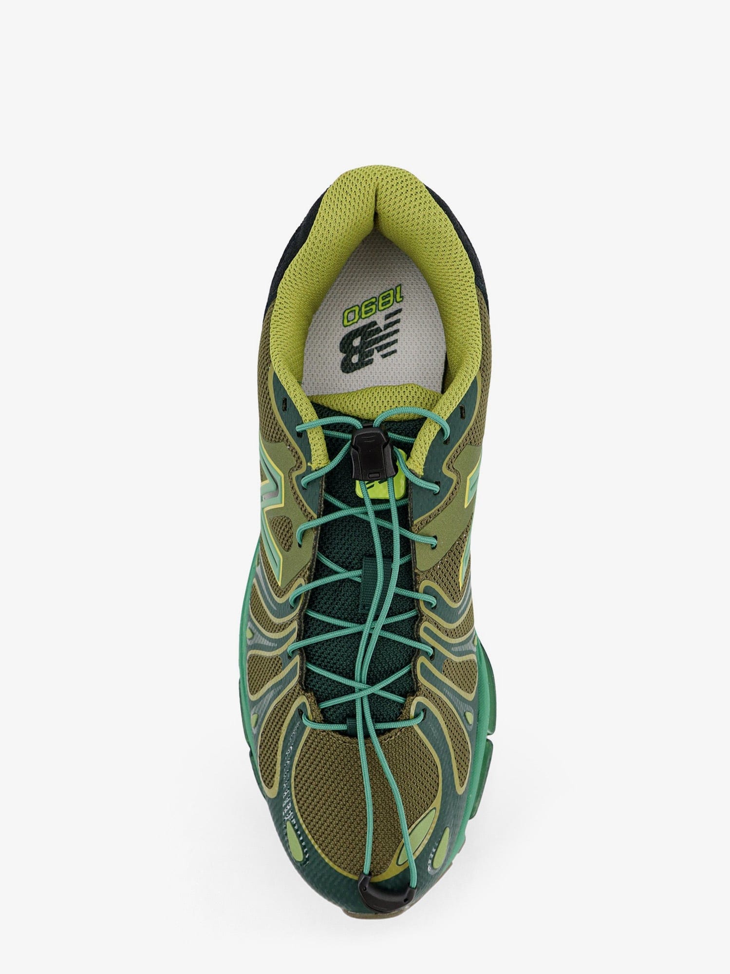 New Balance U18907 mesh sneakers with iconic side logo
