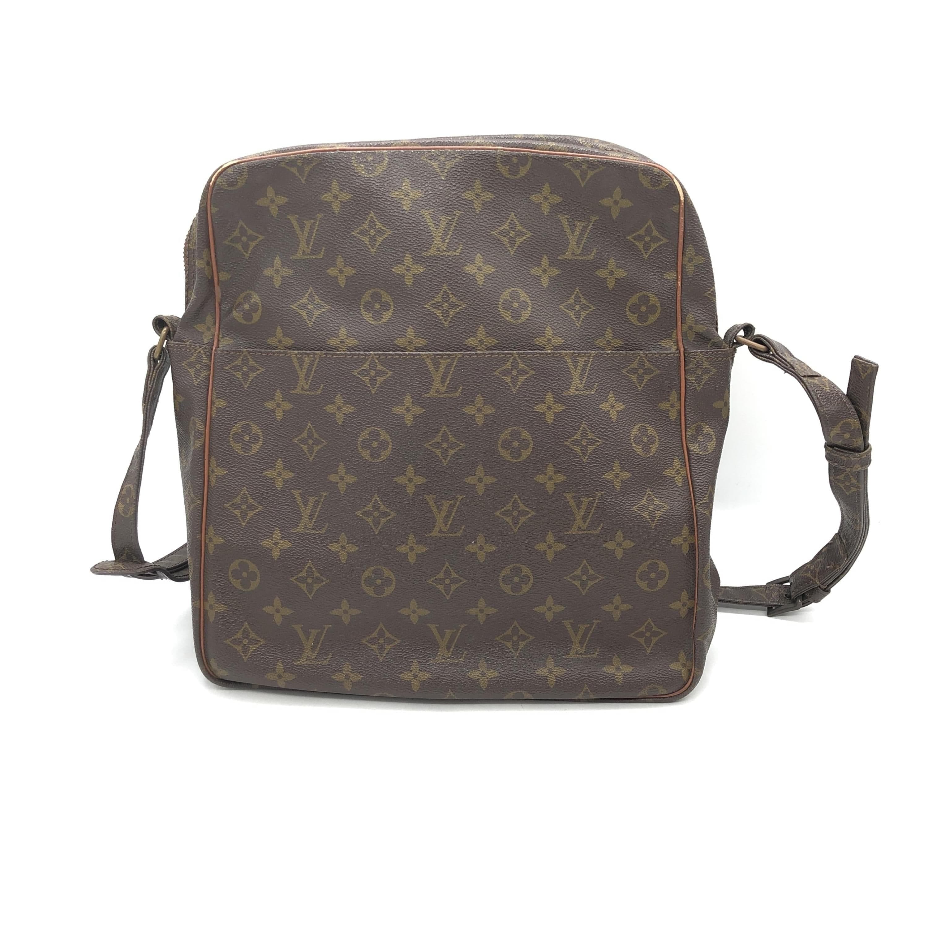 Louis Vuitton Monogram Marceau GM Crossbody Bag C334999