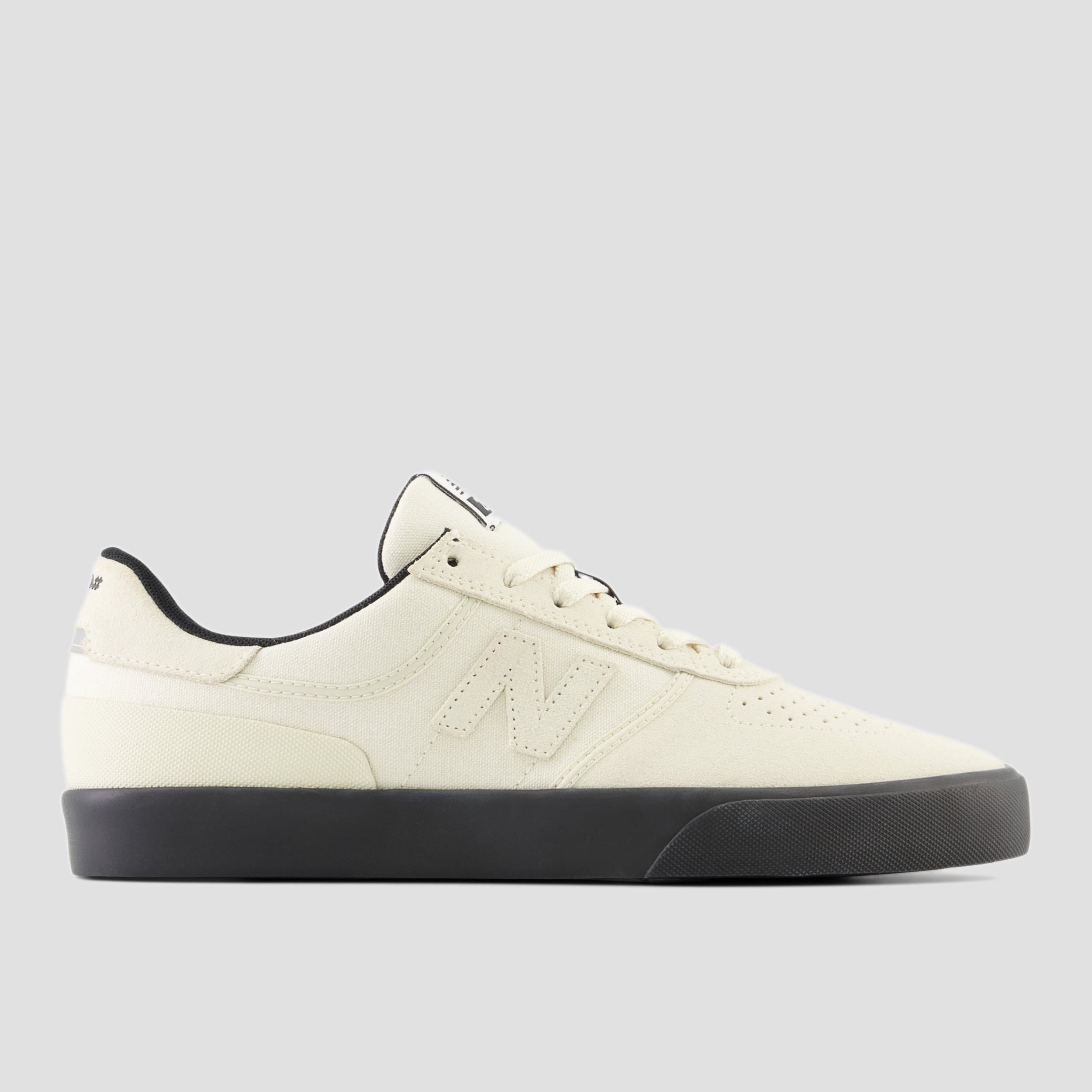 New Balance 272 Shoes Sea Salt / Black