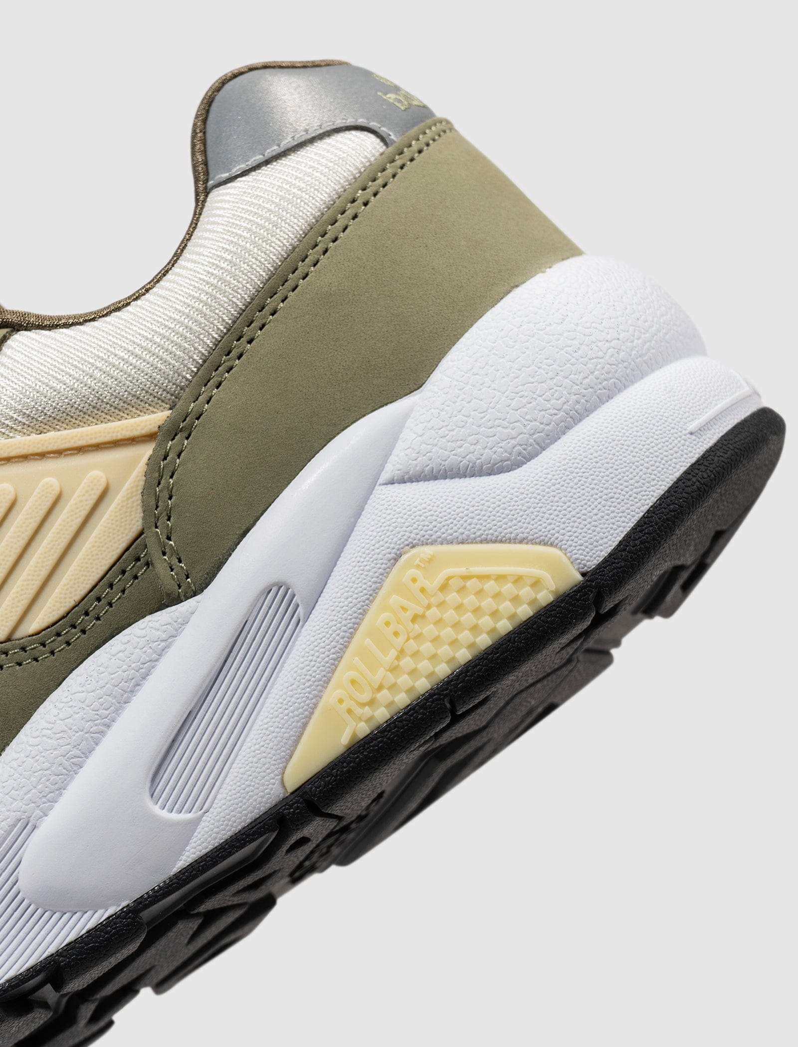 New Balance MT580 OLIVE