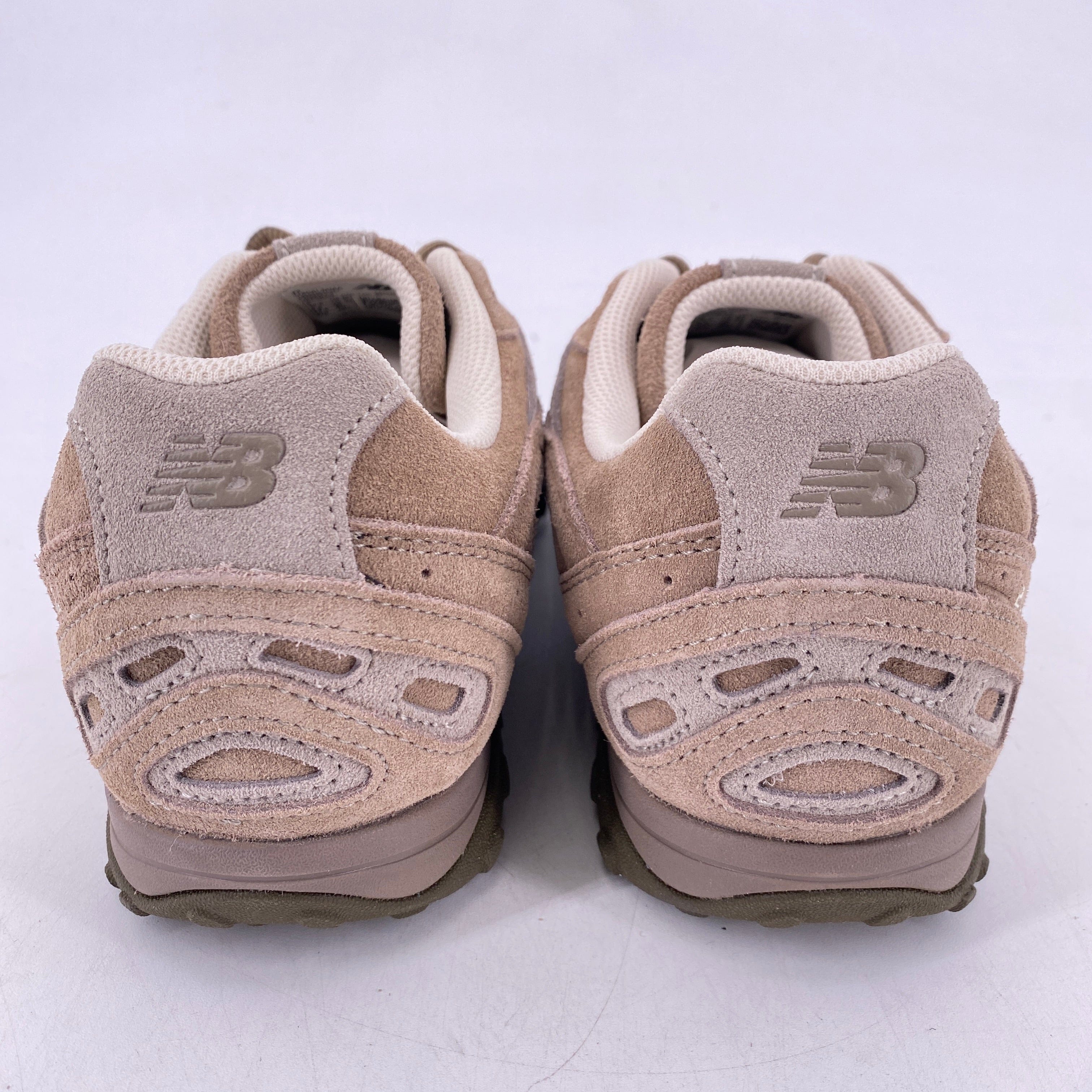 New Balance 204 Mushroom Arid Stone 2025 New Size 9