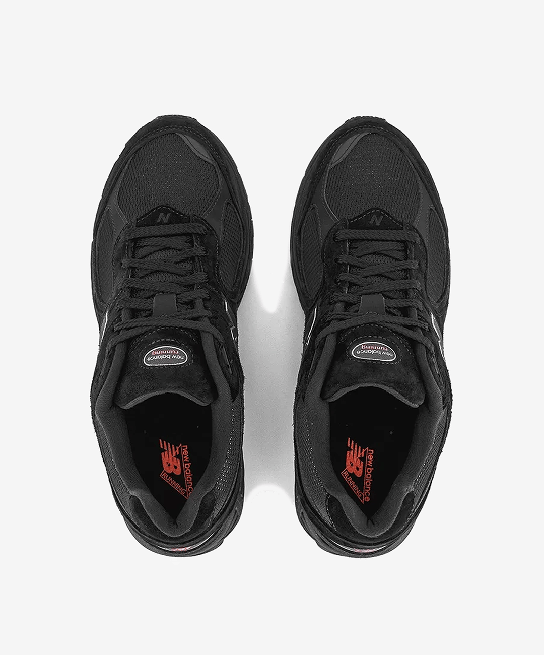 New Balance | 2002R { BLACK/BLACK/RED