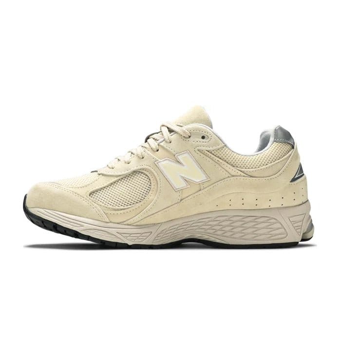 NEW BALANCE 2002R BONE