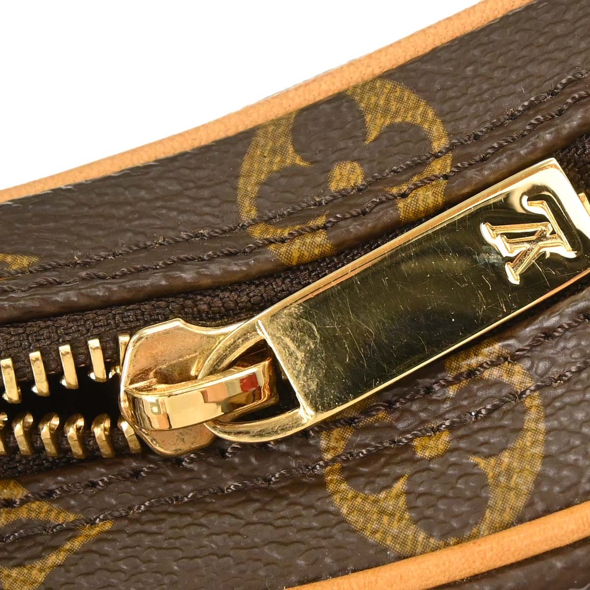 Louis Vuitton 2003 Monogram Pochette Croissant Handbag M51510