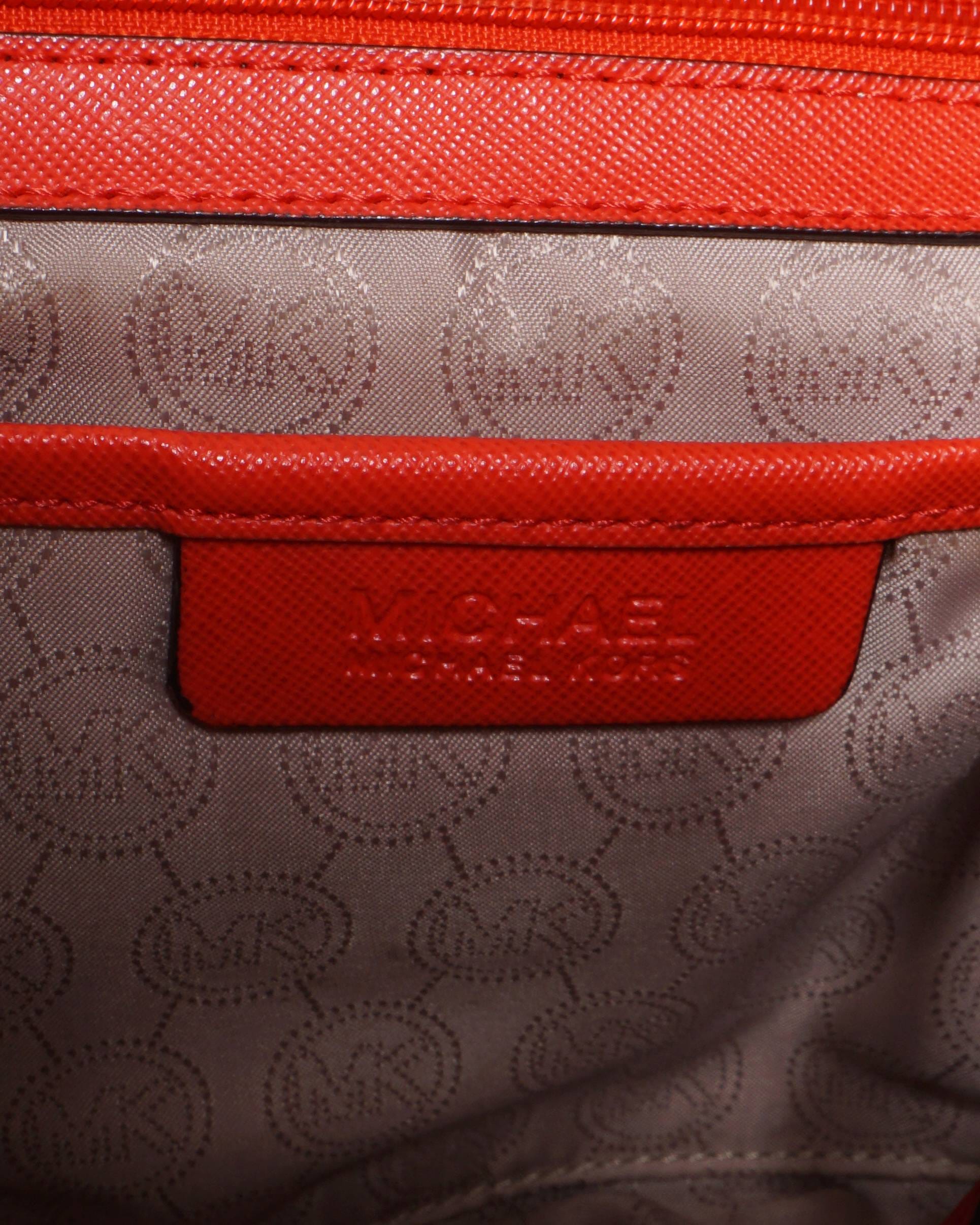 Michael Kors Jet Set Travel Saffiano Leather Tote Bag