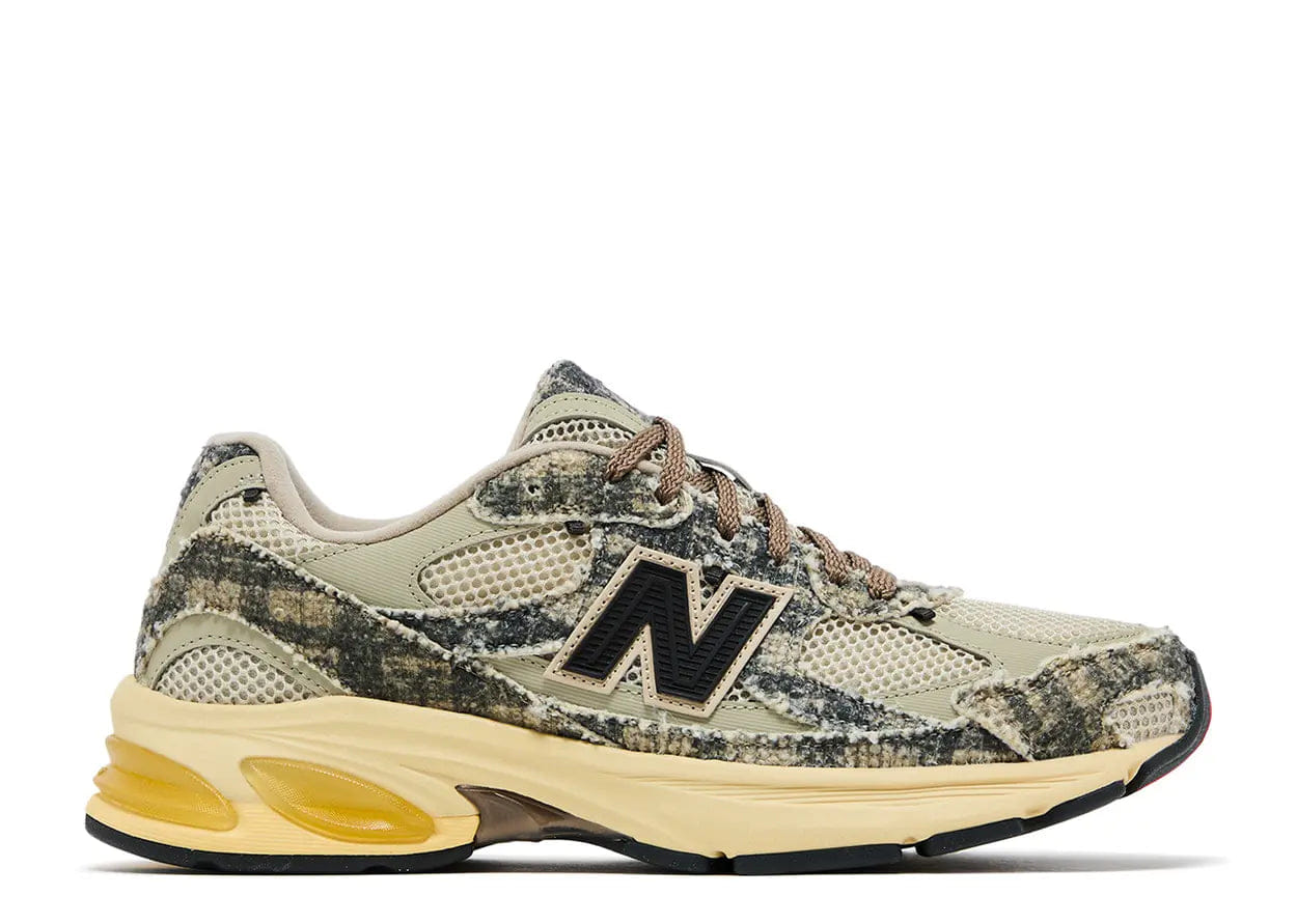 New Balance Joe Fresh Goods x New Balance 2010 Bag Lady