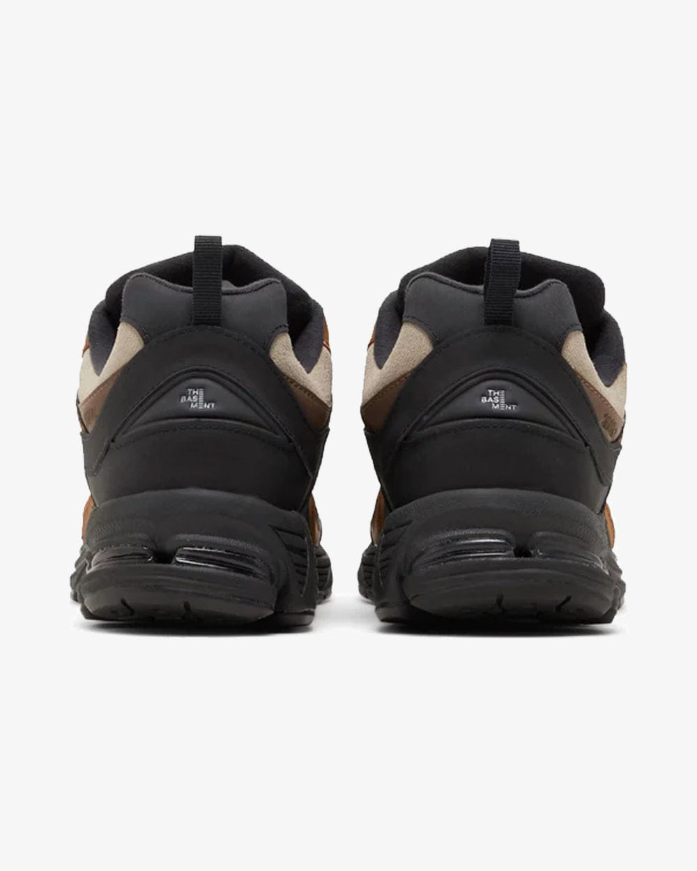 NEW BALANCE 2002R THE BASEMENT EARTH BROWN