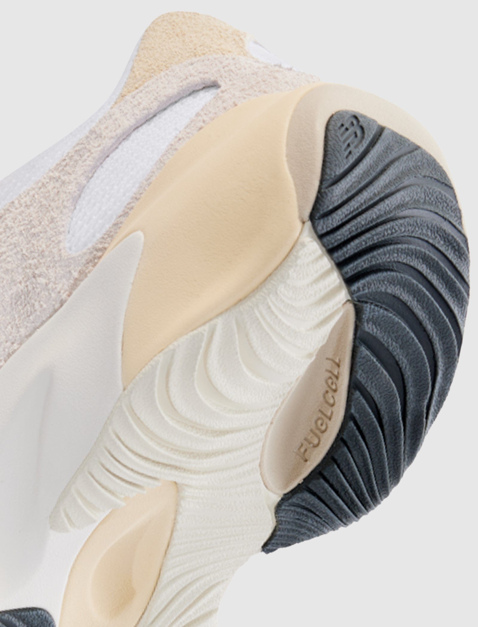 New Balance WARPED RUNNER WHITE BEIGE