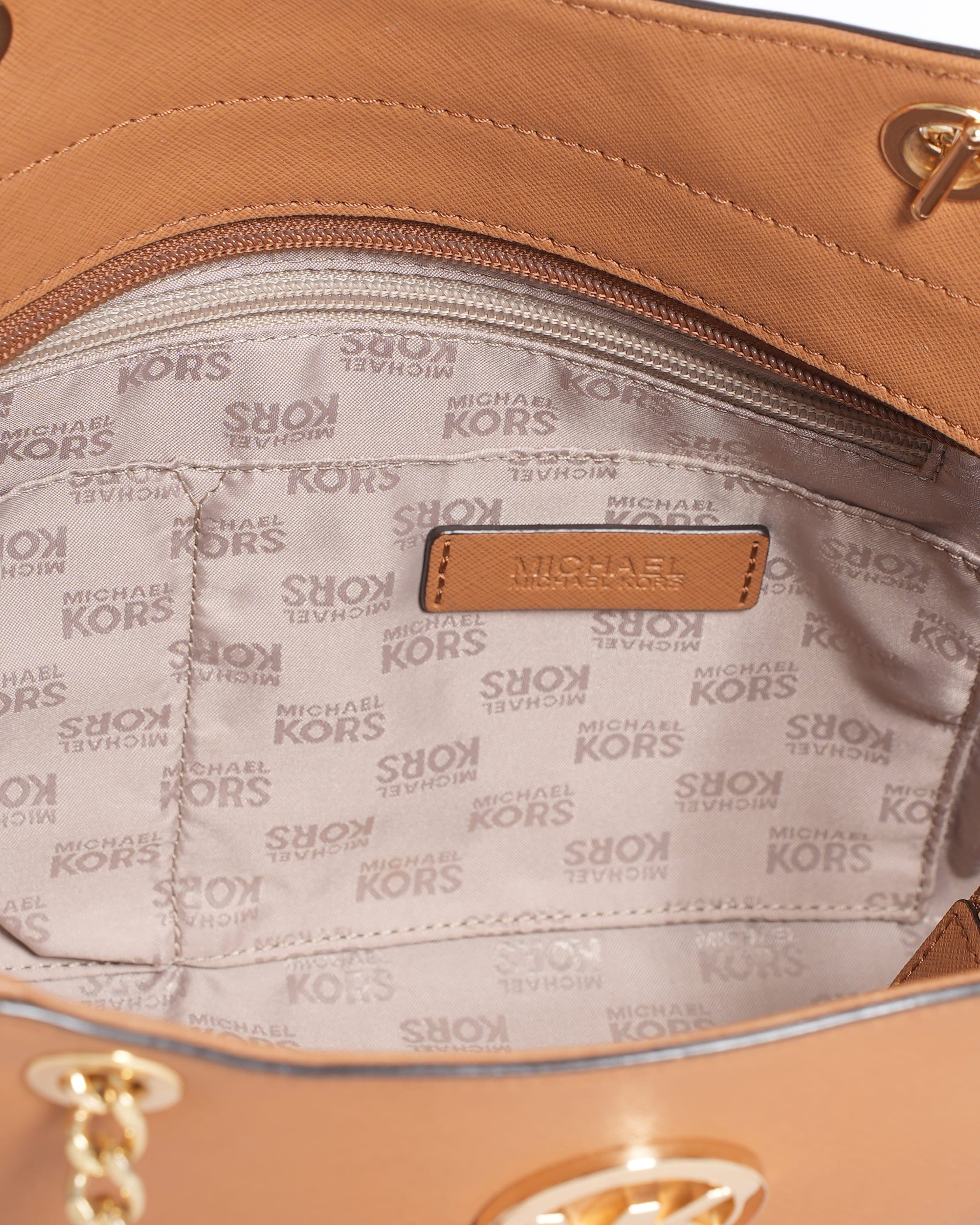 Michael Kors Jet Set Travel Chain Shoulder Tote Bag