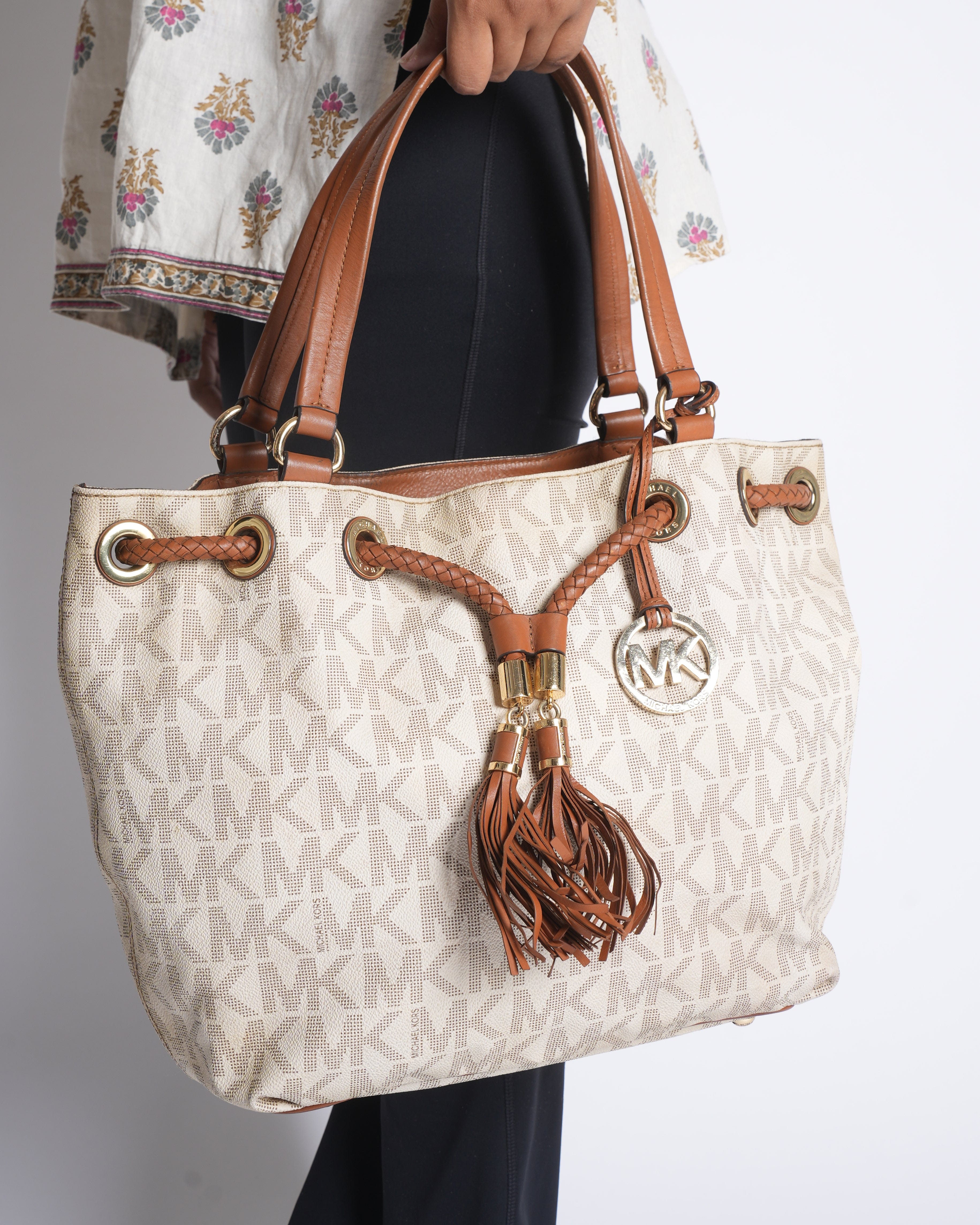 Michael Kors Jet Set Gathered Tote