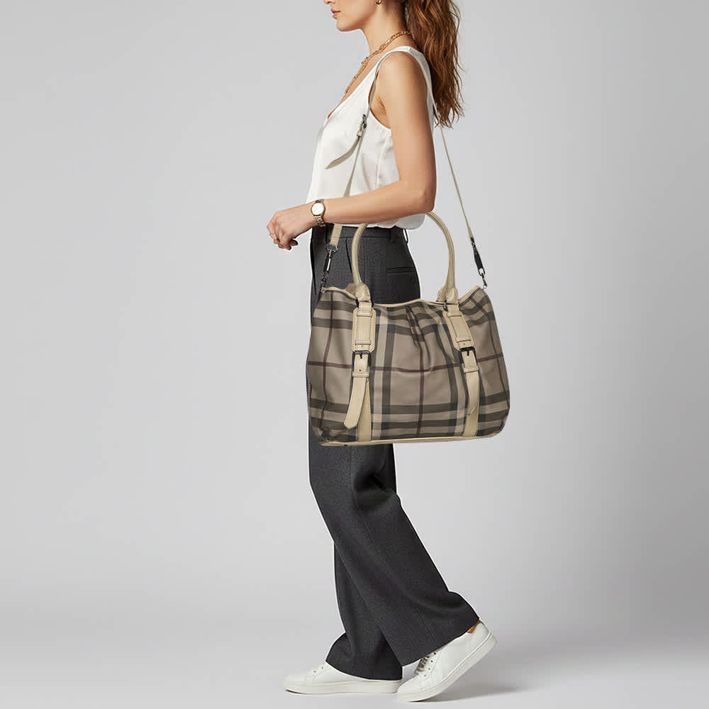 Burberry Northfield Beige/off - White Smoke Check Coated Canvas And Leather Tote