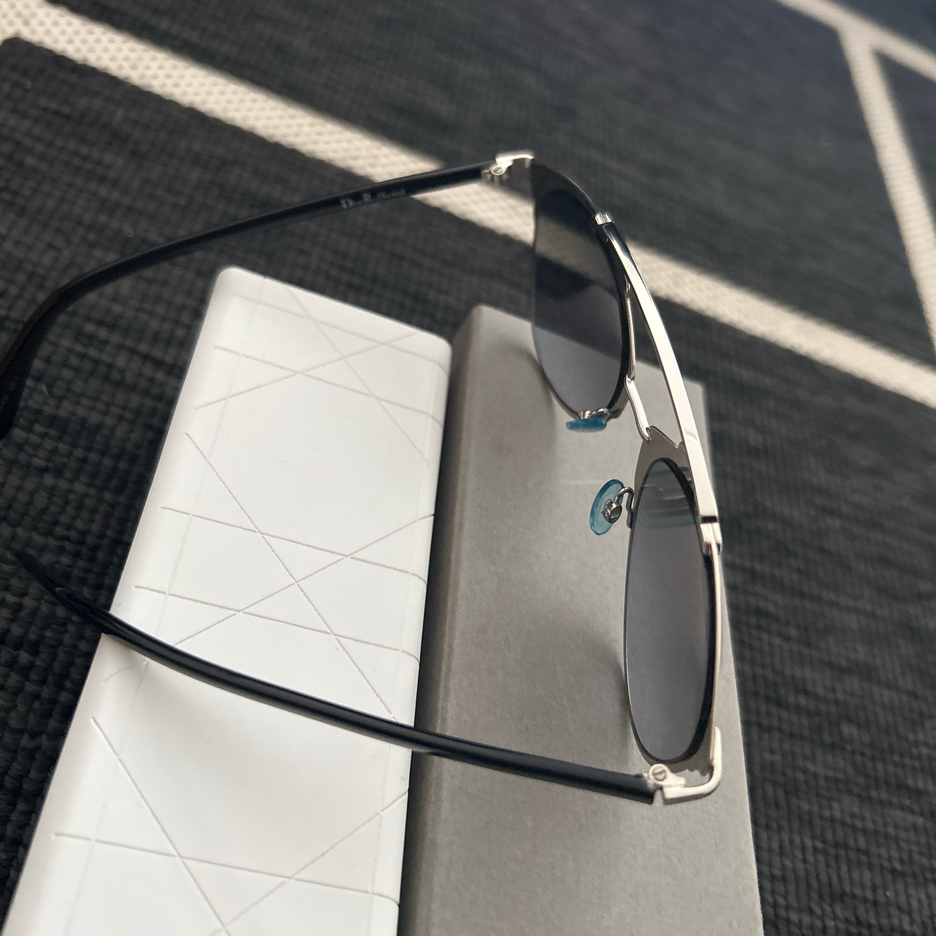 Dior Excellent - condition sunglasses