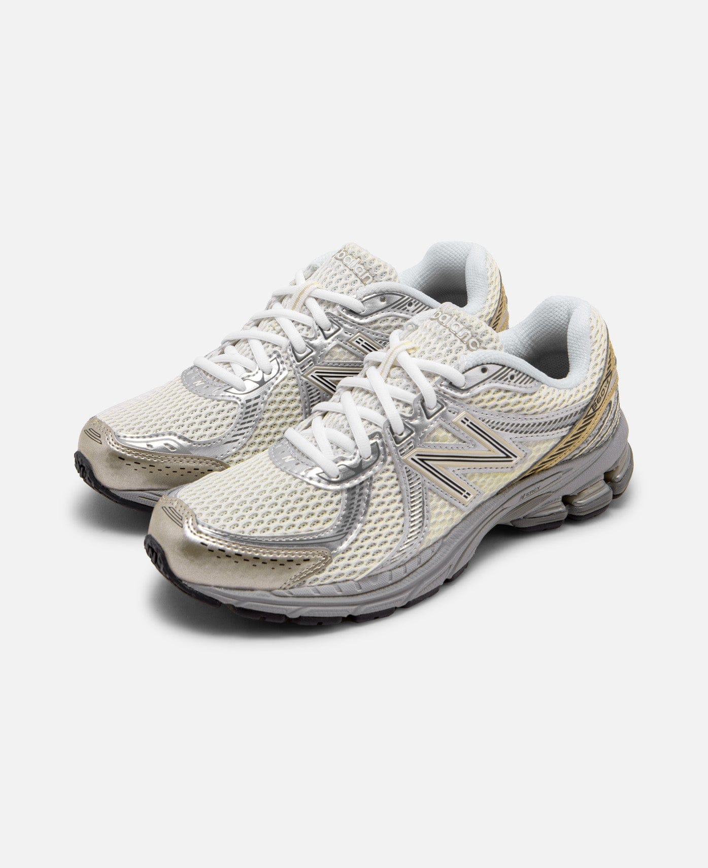 New Balance 860v2 (White)