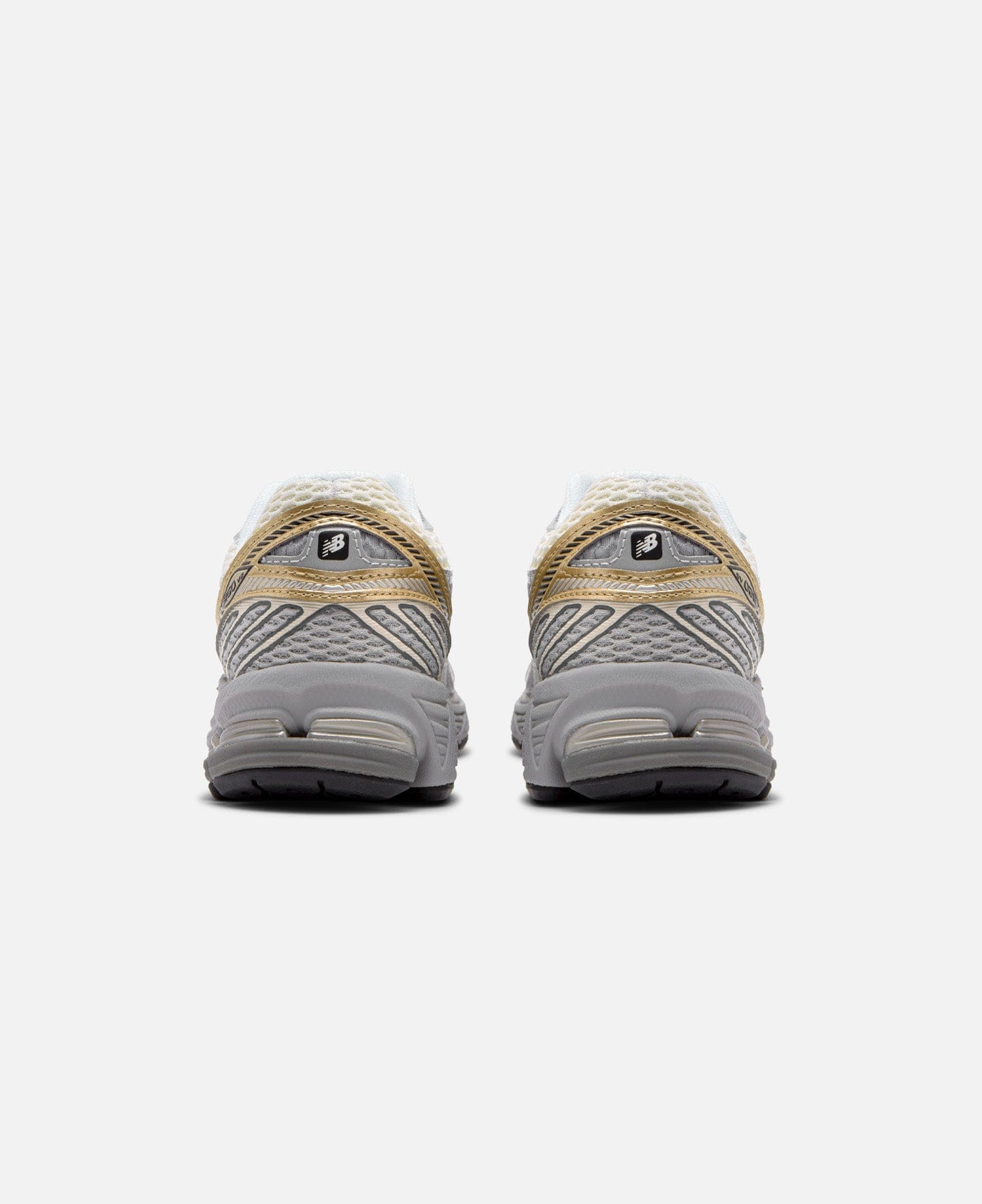 New Balance 860v2 (White)