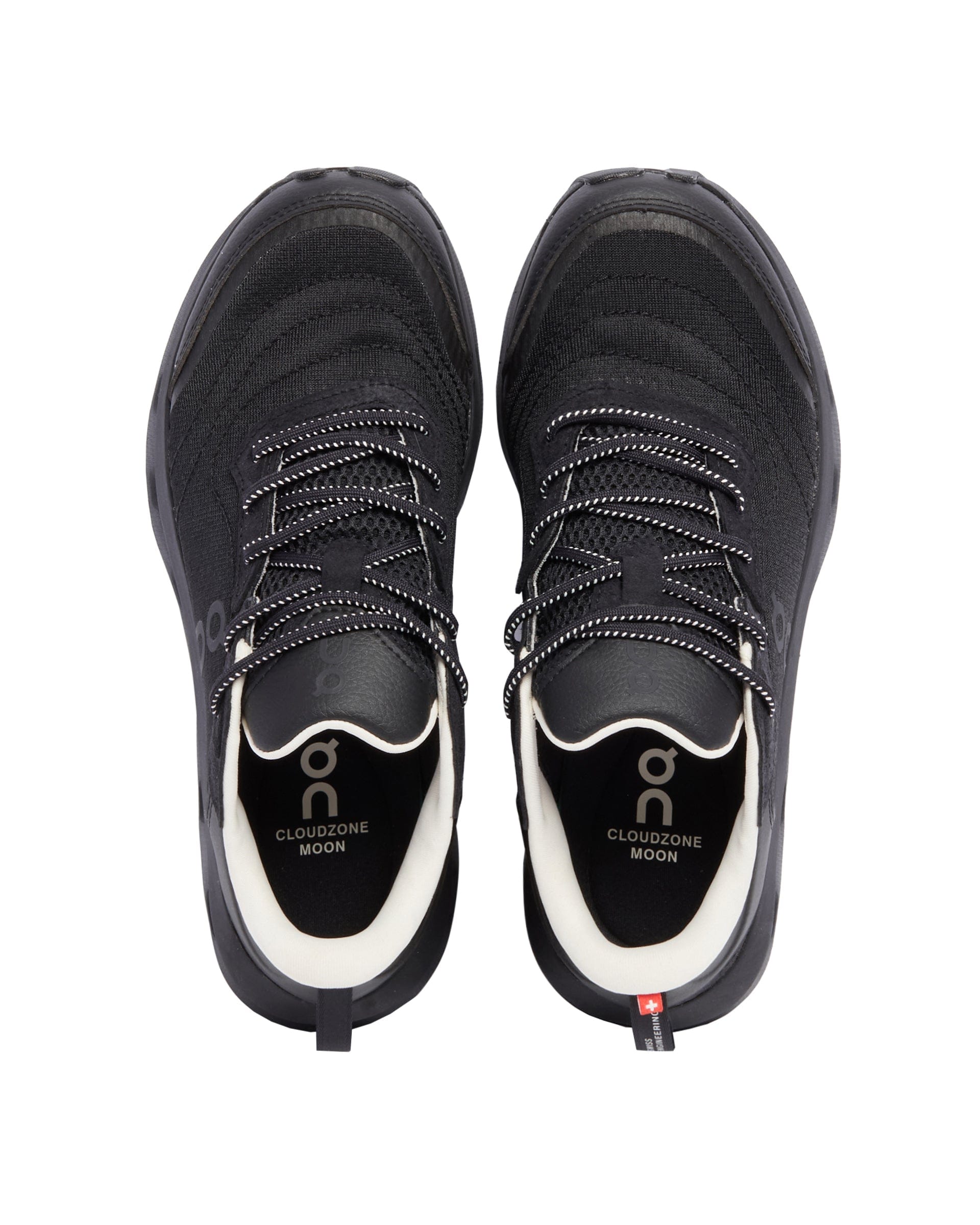 On Running Zendaya x ON Sneakers Cloudzone Moon Nere