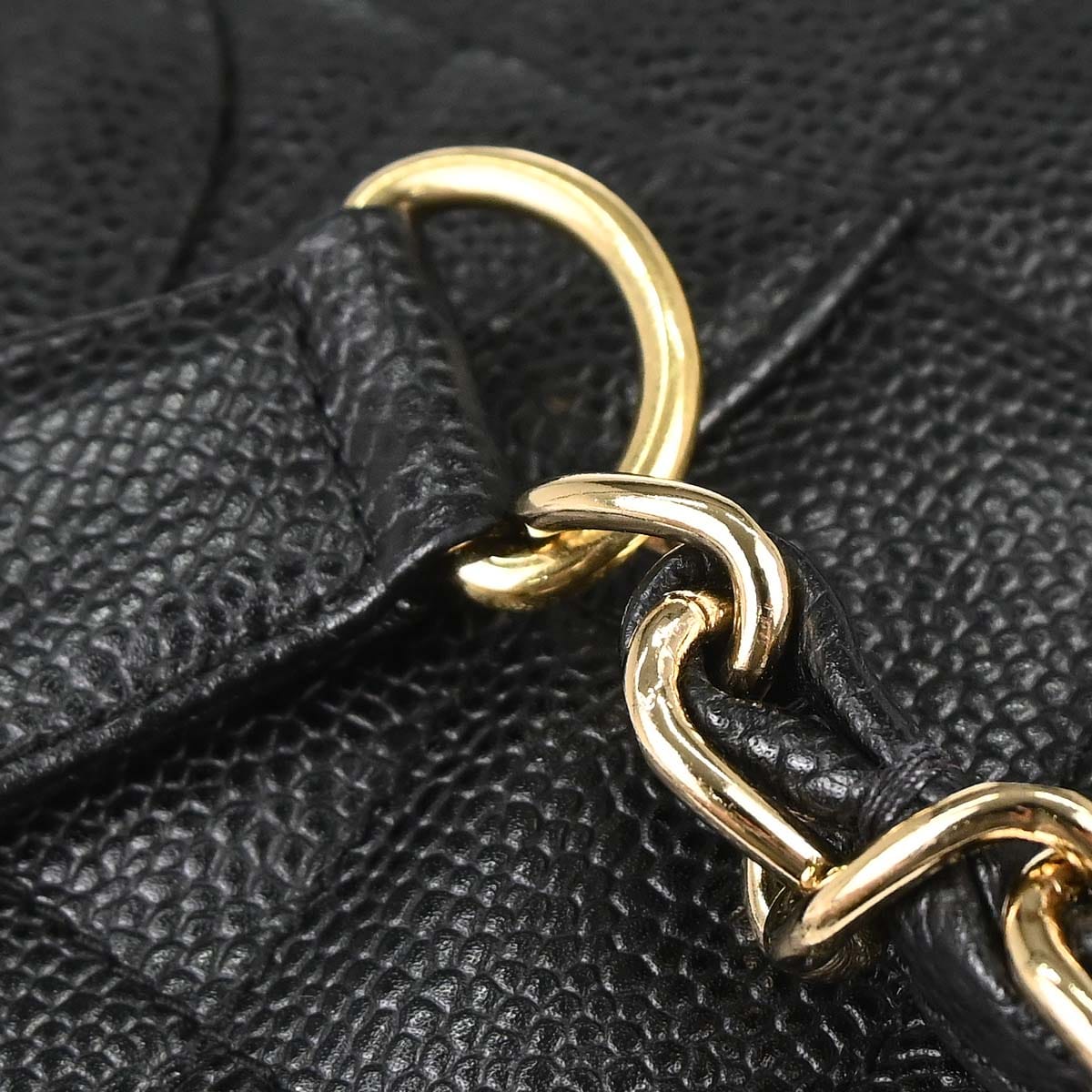 Chanel 2002 - 2003 Black Caviar Skin Hobo Handbag