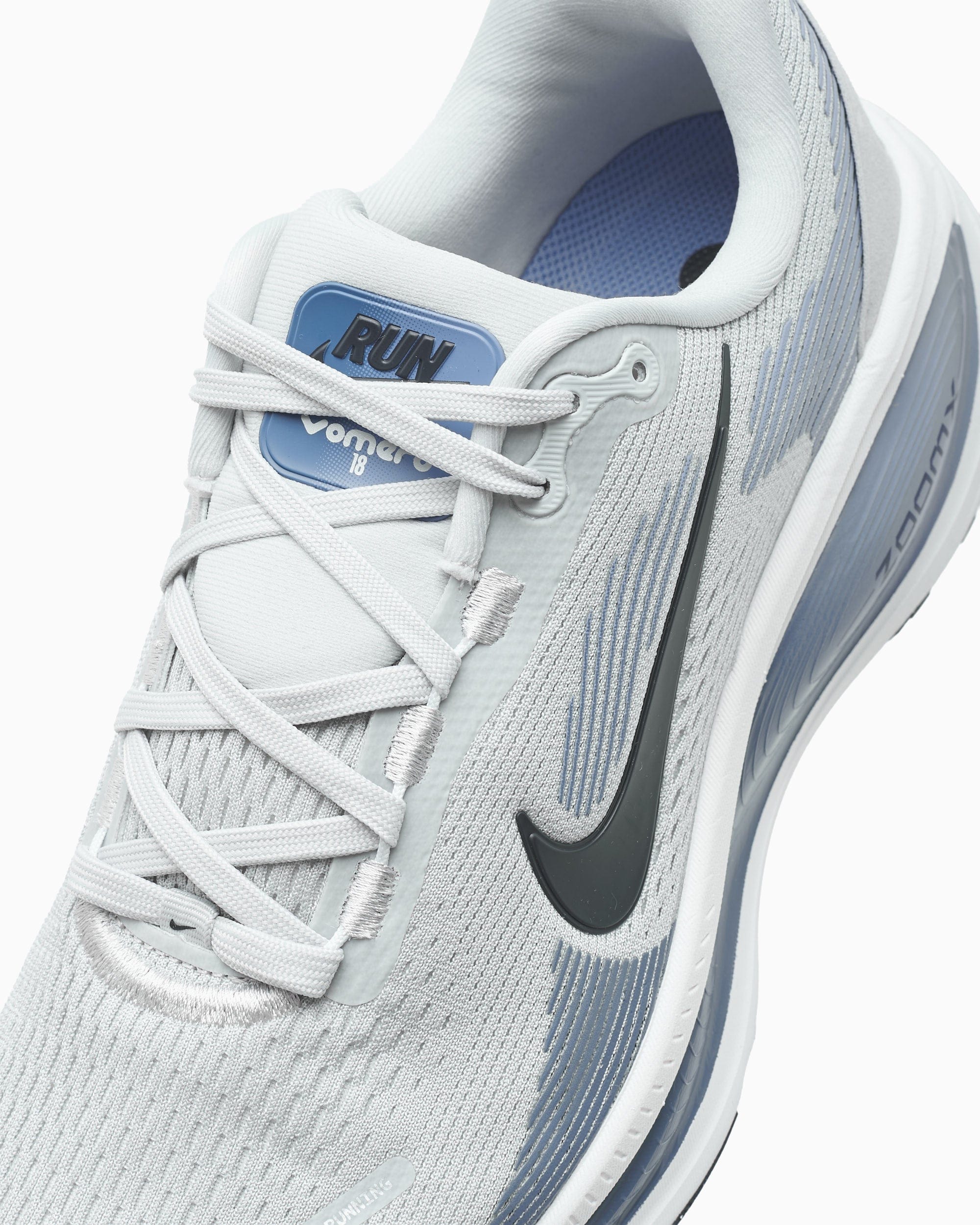 Nike Vomero 18