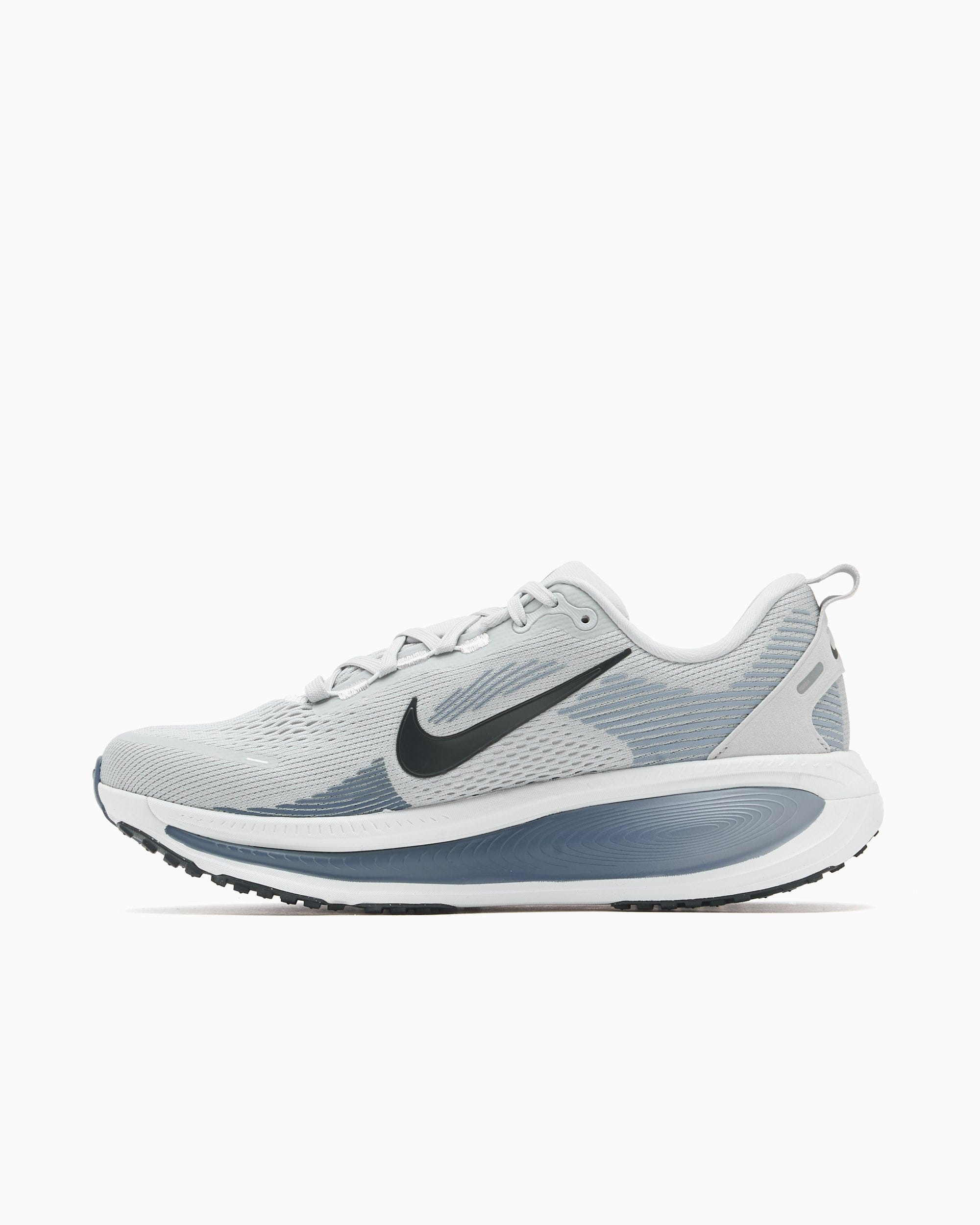 Nike Vomero 18