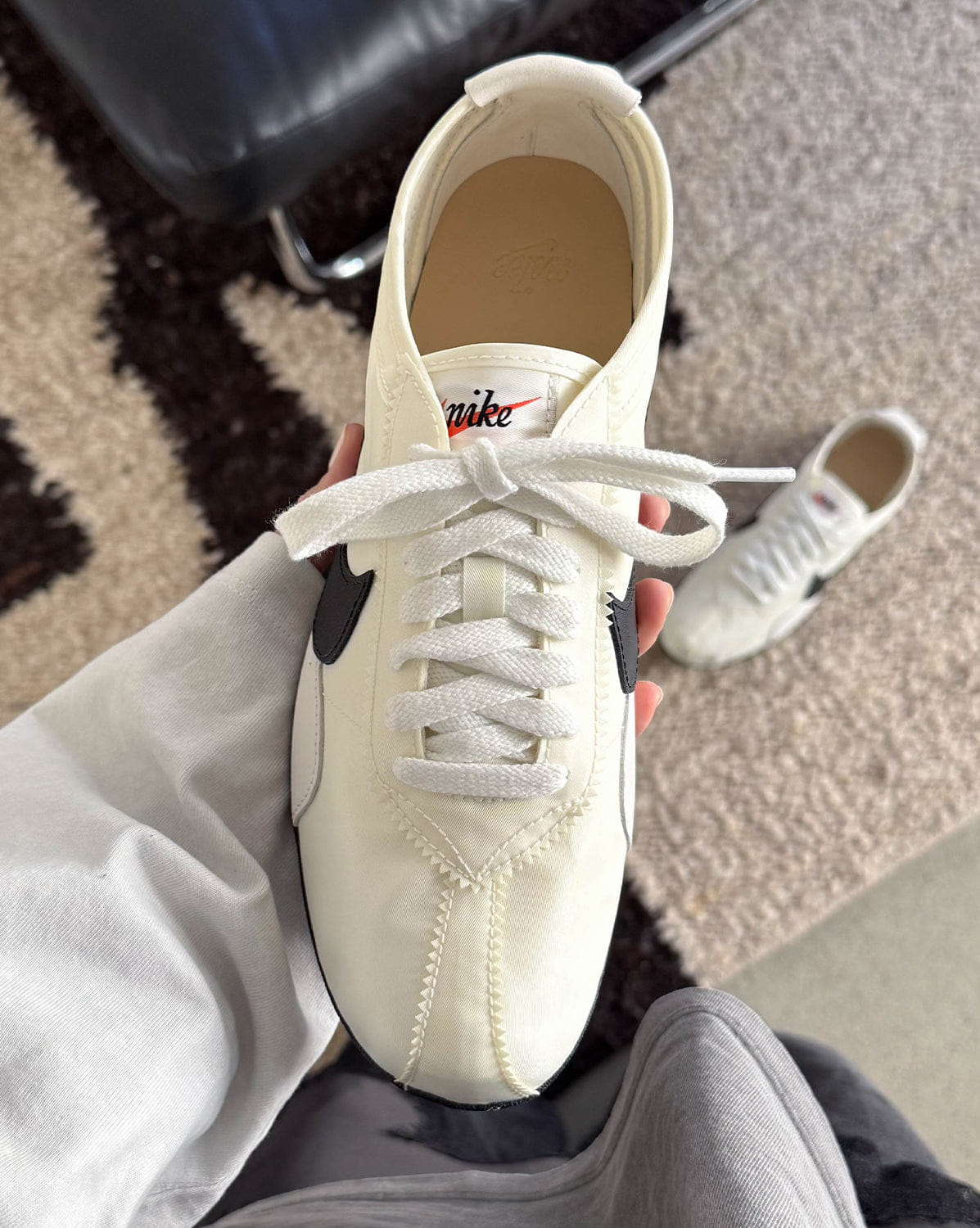 Nike Wmns Moon Shoe OG SP