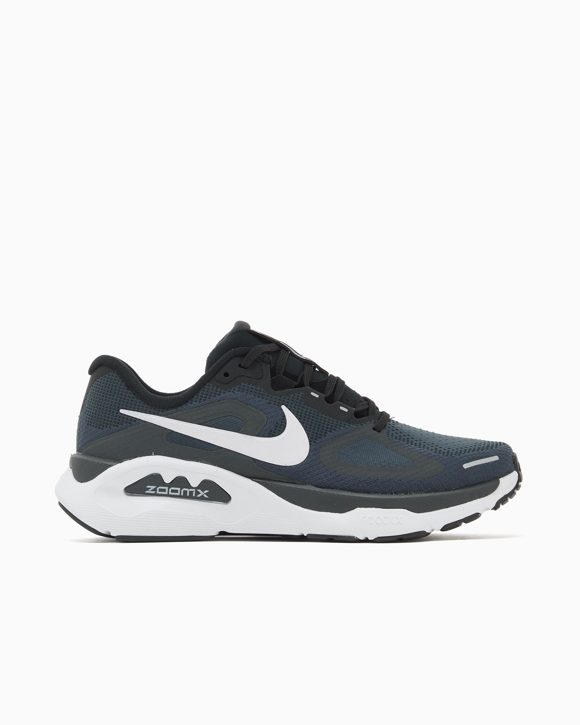 Nike Structure Plus