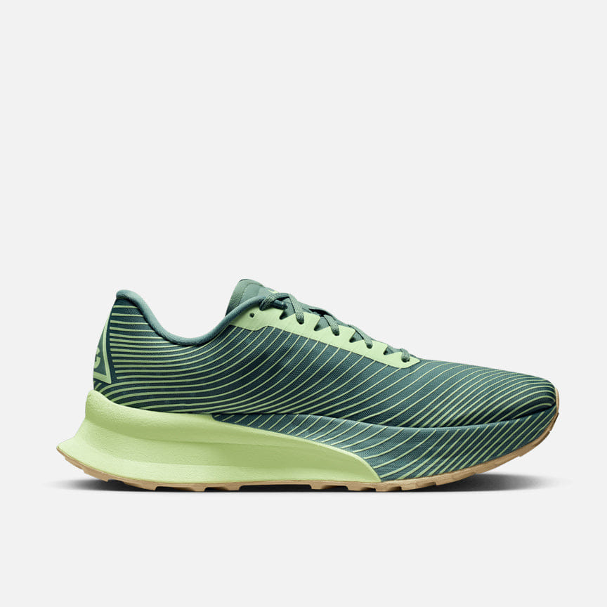 Nike ACG ULTRAFLY TRAIL SP - DUTCH GREEN / BARELY VOLT