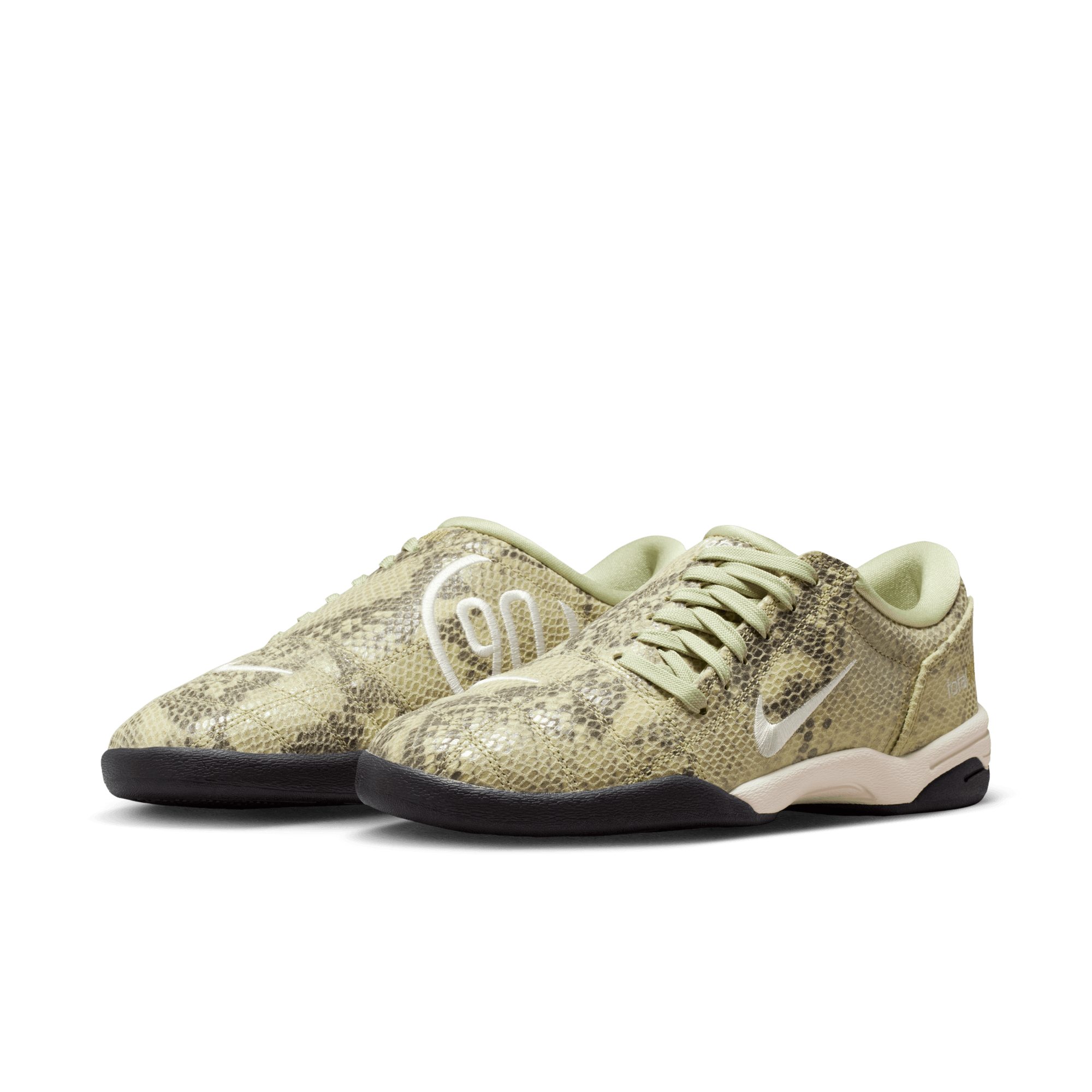 Nike WMNS TOTAL 90 SE - OLIVE AURA / PALE IVORY