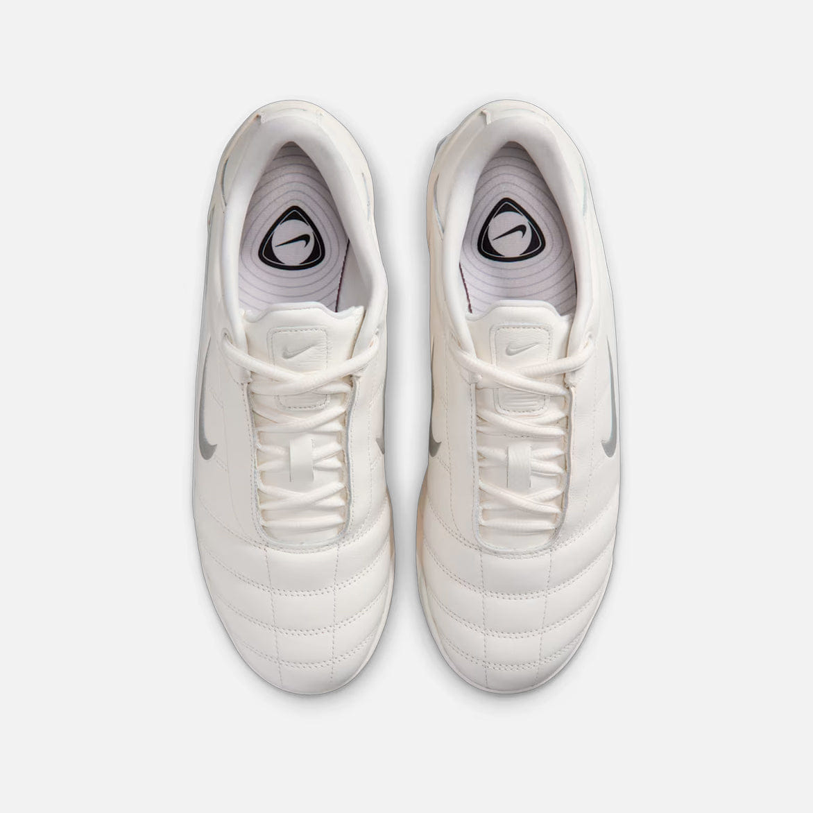 Nike WMNS TOTAL 90 SHOX MAGIA QS - SAIL / PALE IVORY