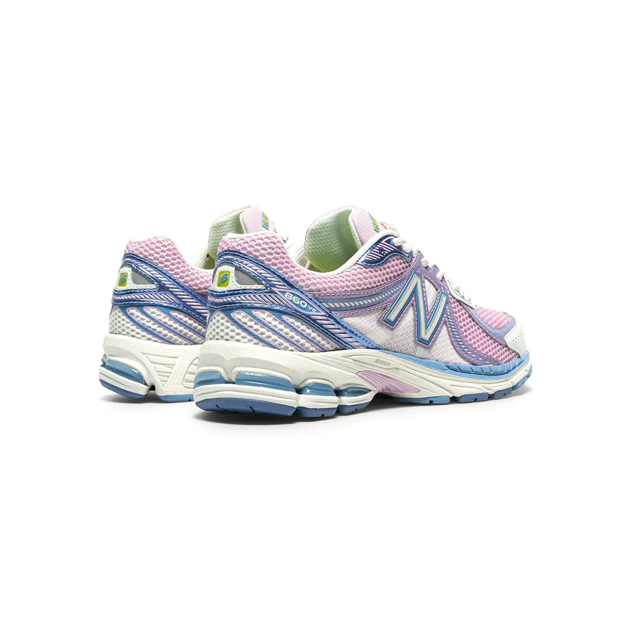 New Balance 860v2 Up There Blossom Pink