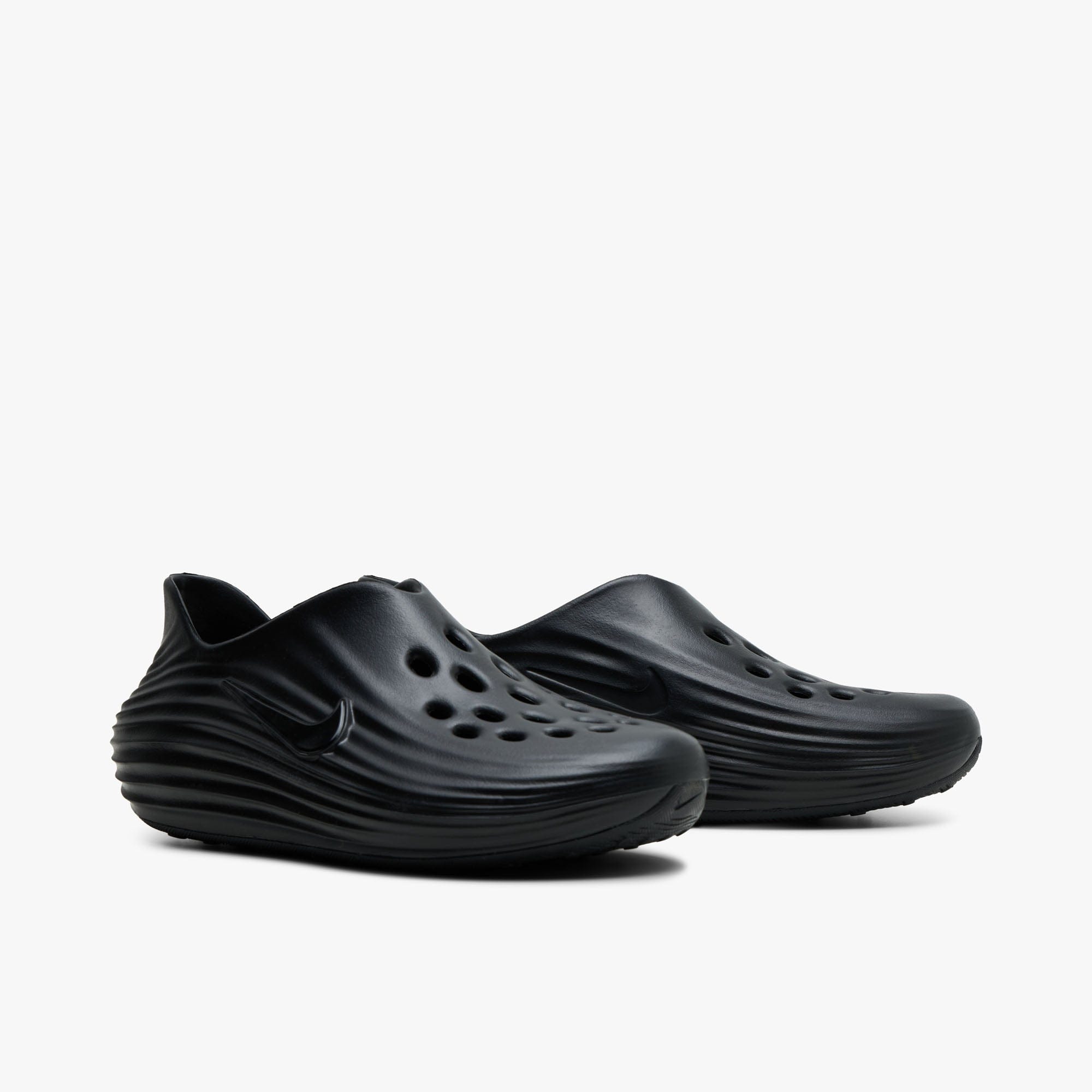Nike ReactX Rejuven8 Black / Black