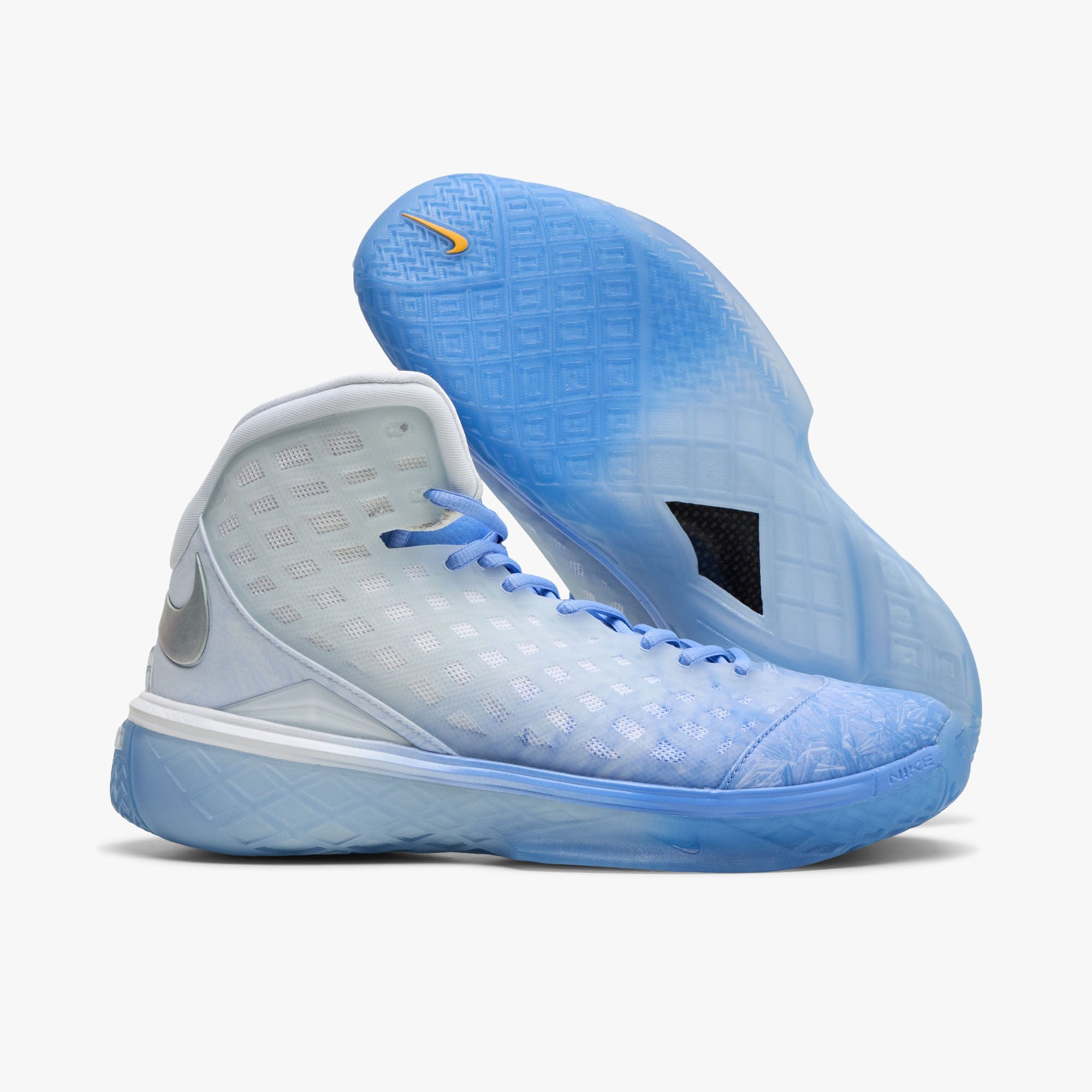 Nike Kobe III Protro Royal Pulse / Chrome - White