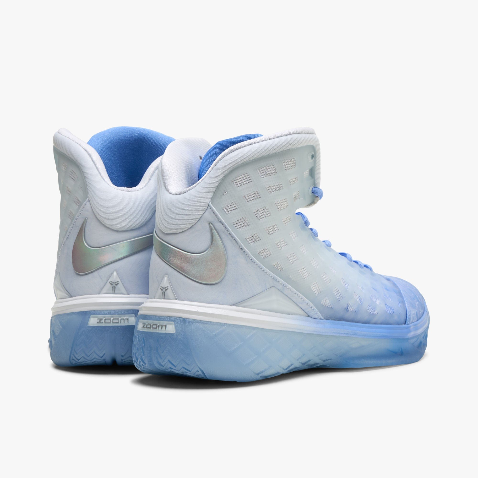 Nike Kobe III Protro Royal Pulse / Chrome - White