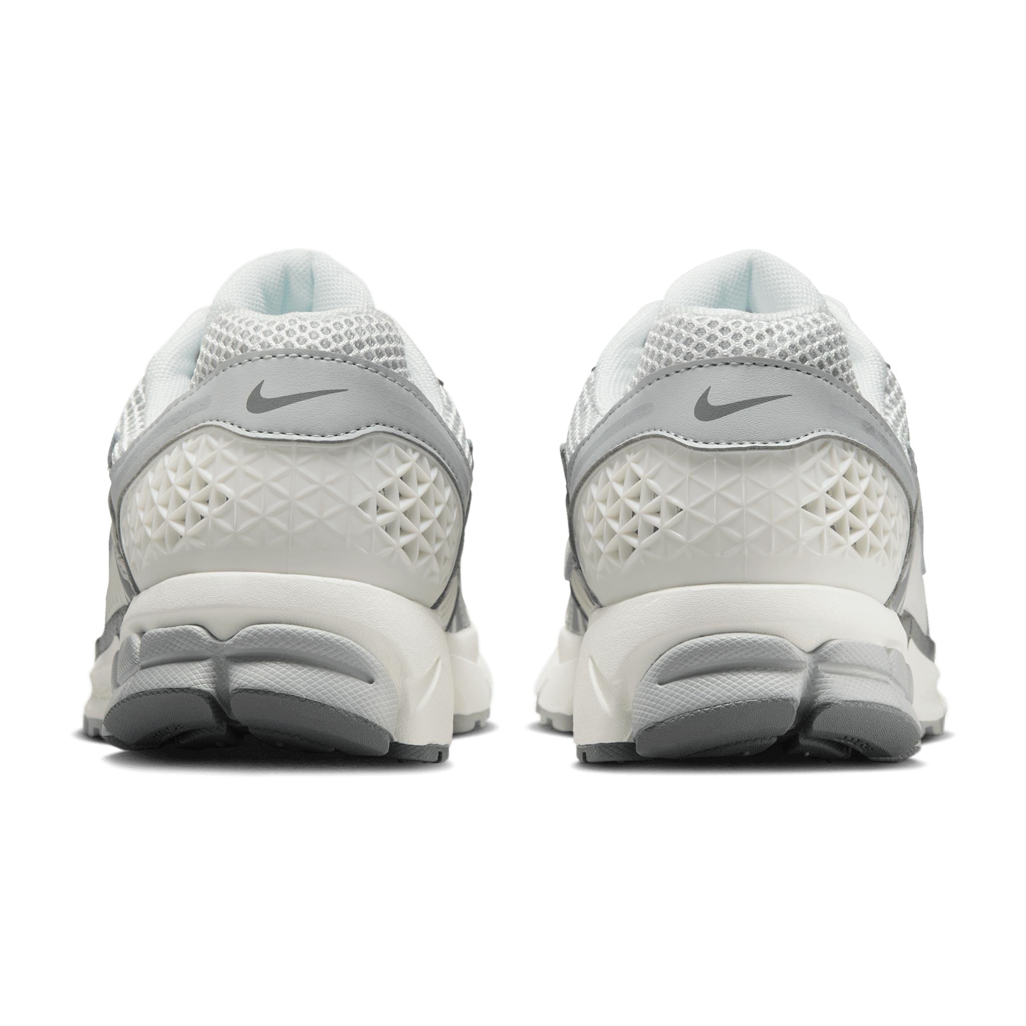 Nike Zoom Vomero 5 METALLIC SILVER IM2219 - 121