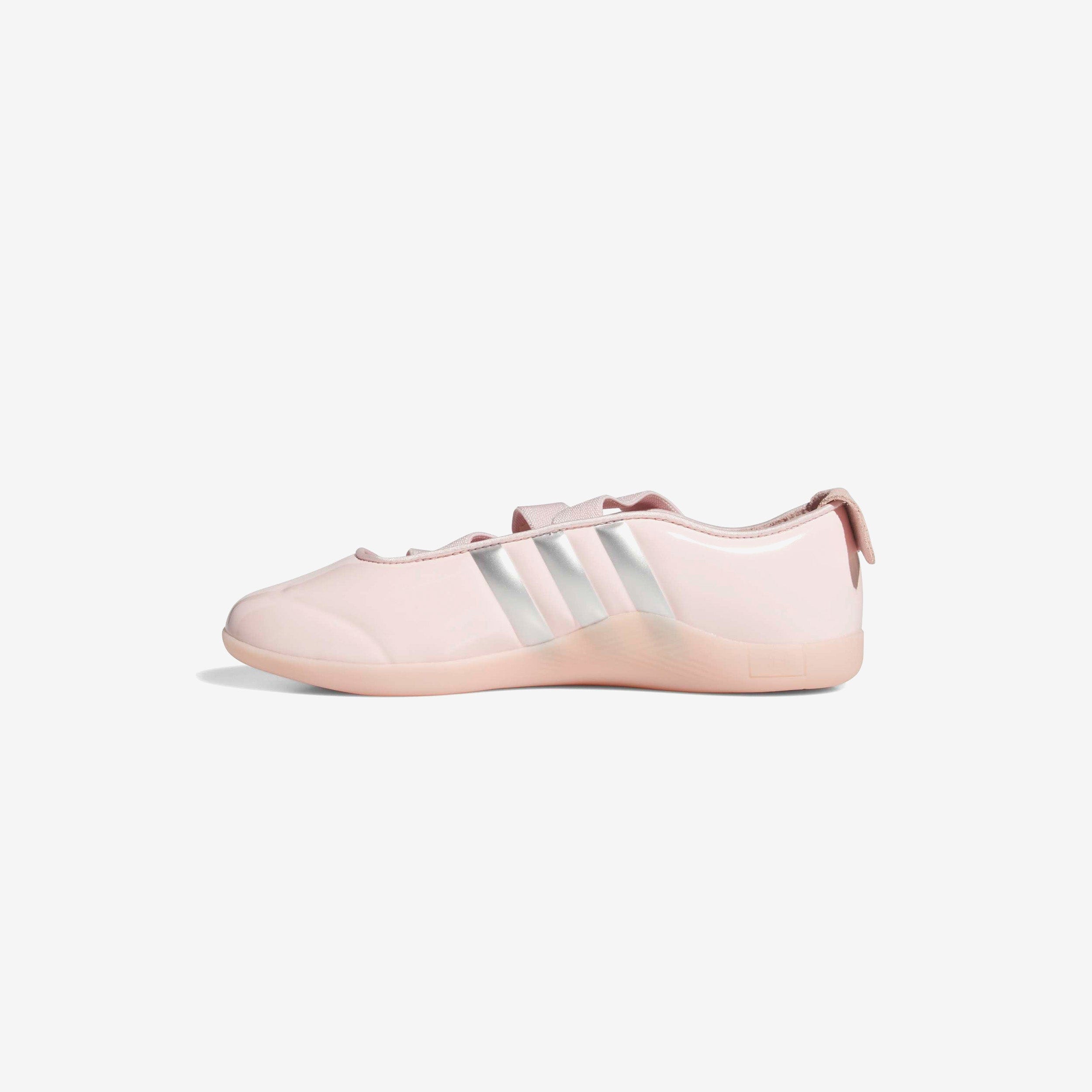 adidas Wmns Taekwondo By Caroline Hu x CLOT