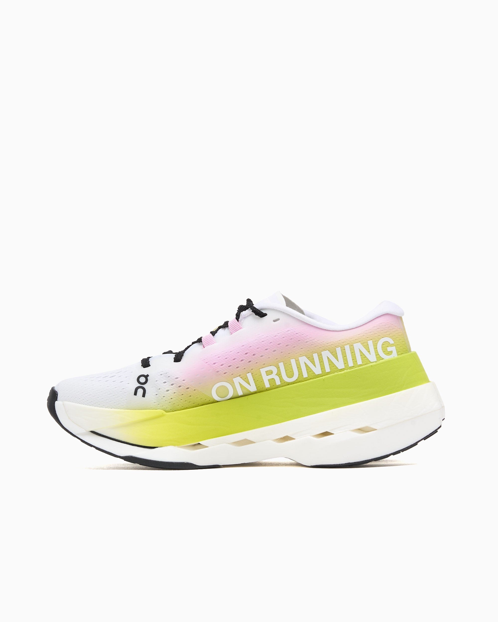 On Running On Women's Cloudboom Max