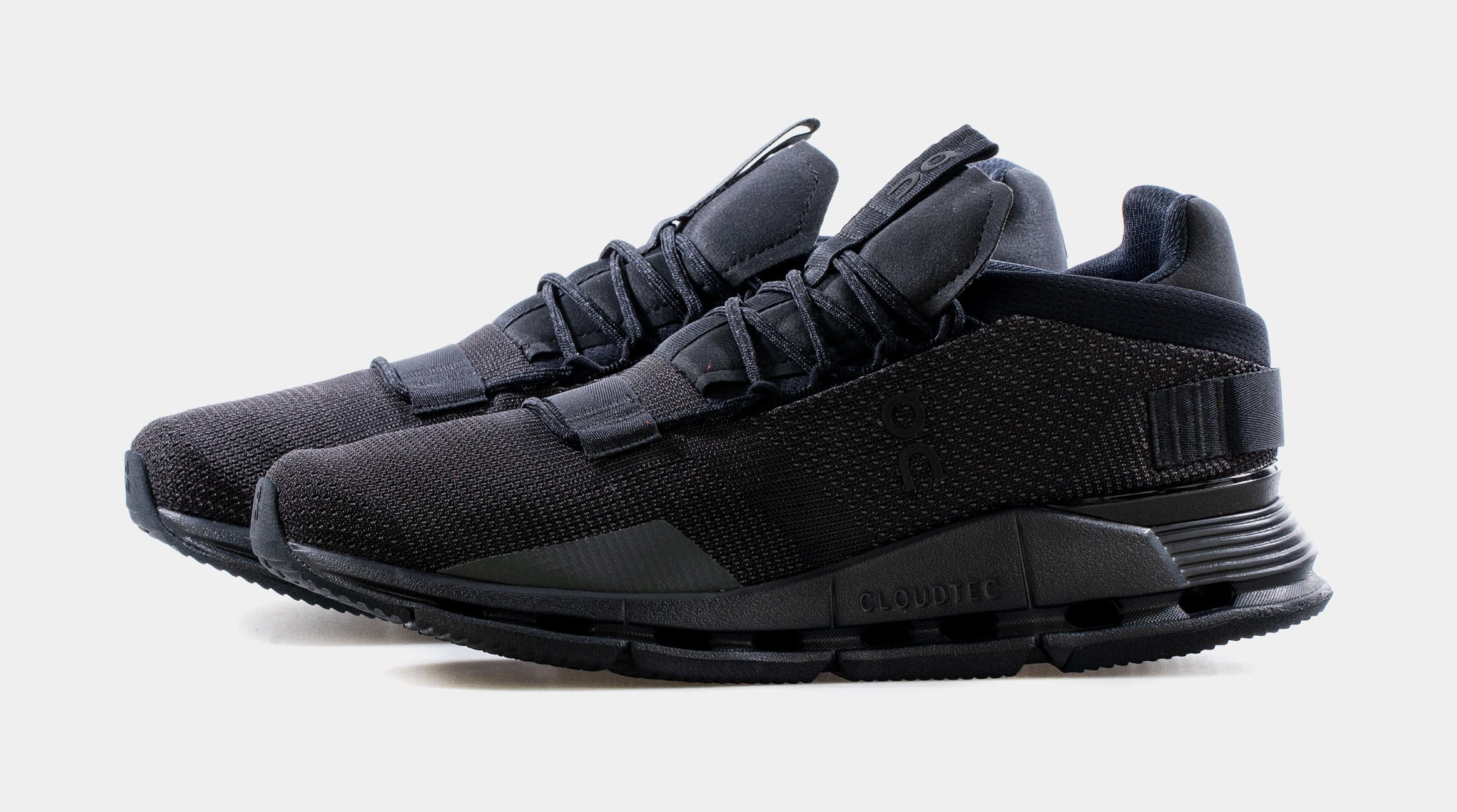 On Running Cloudnova Mens Running Shoes (Black/Eclipse)