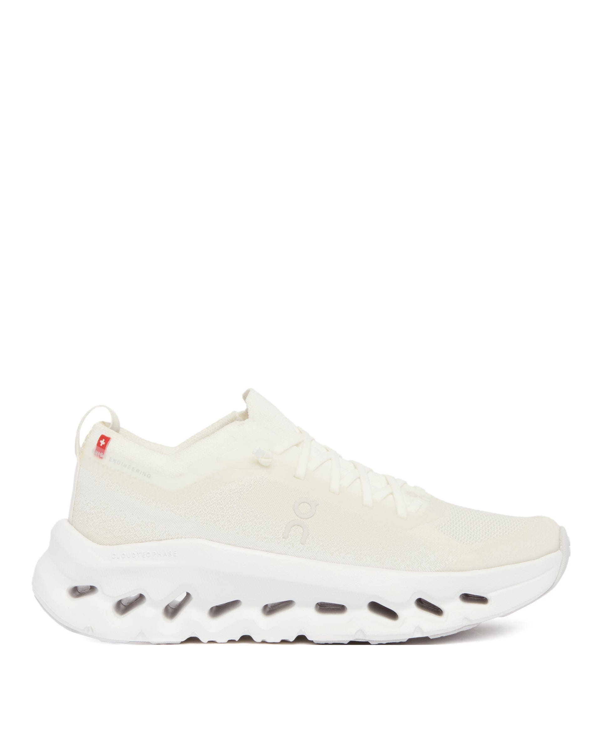 On Running Zendaya x ON Sneakers Cloudtilt Moon Bianche