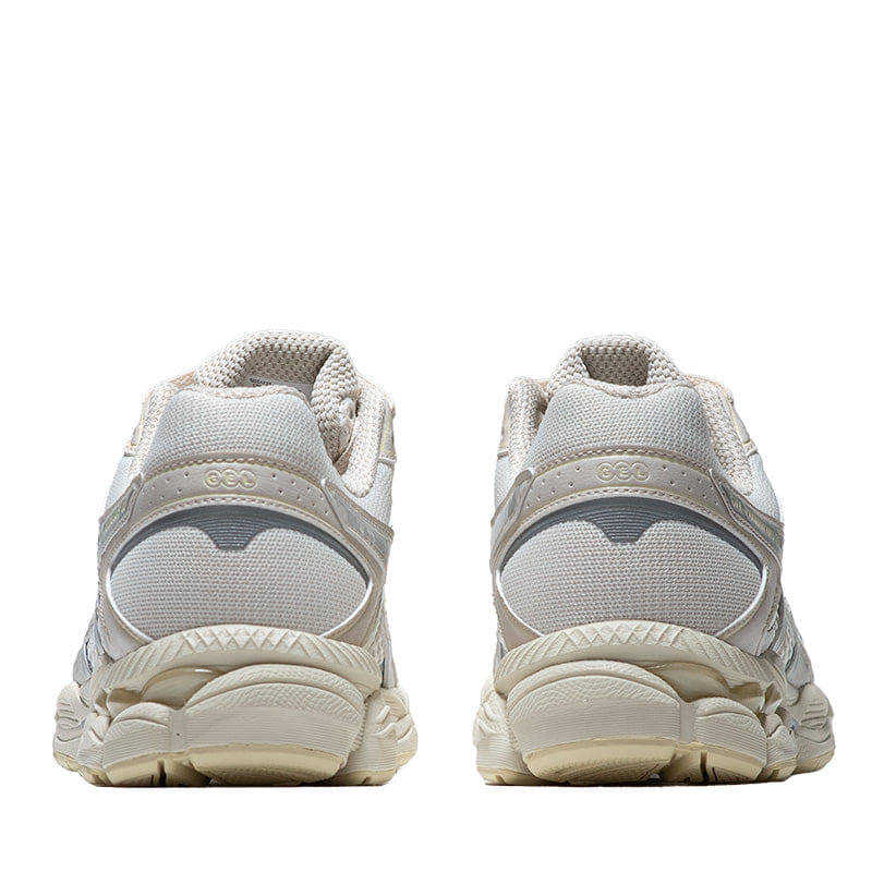 ASICS Gel - Cumulus 16 - Cream/Pure Silver