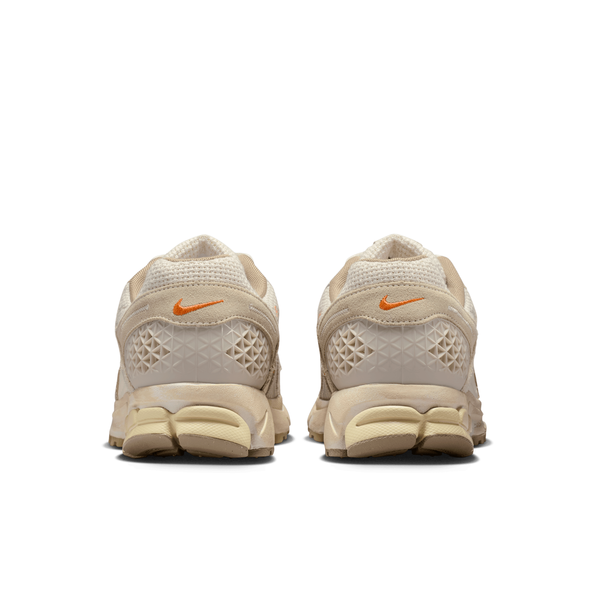 Nike ZOOM VOMERO 5 - LIGHT OREWOOD BROWN / PALE IVORY