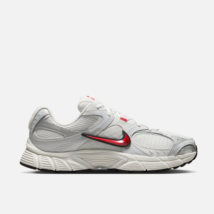Nike V5 RNR - SUMMIT WHITE / FIRE RED
